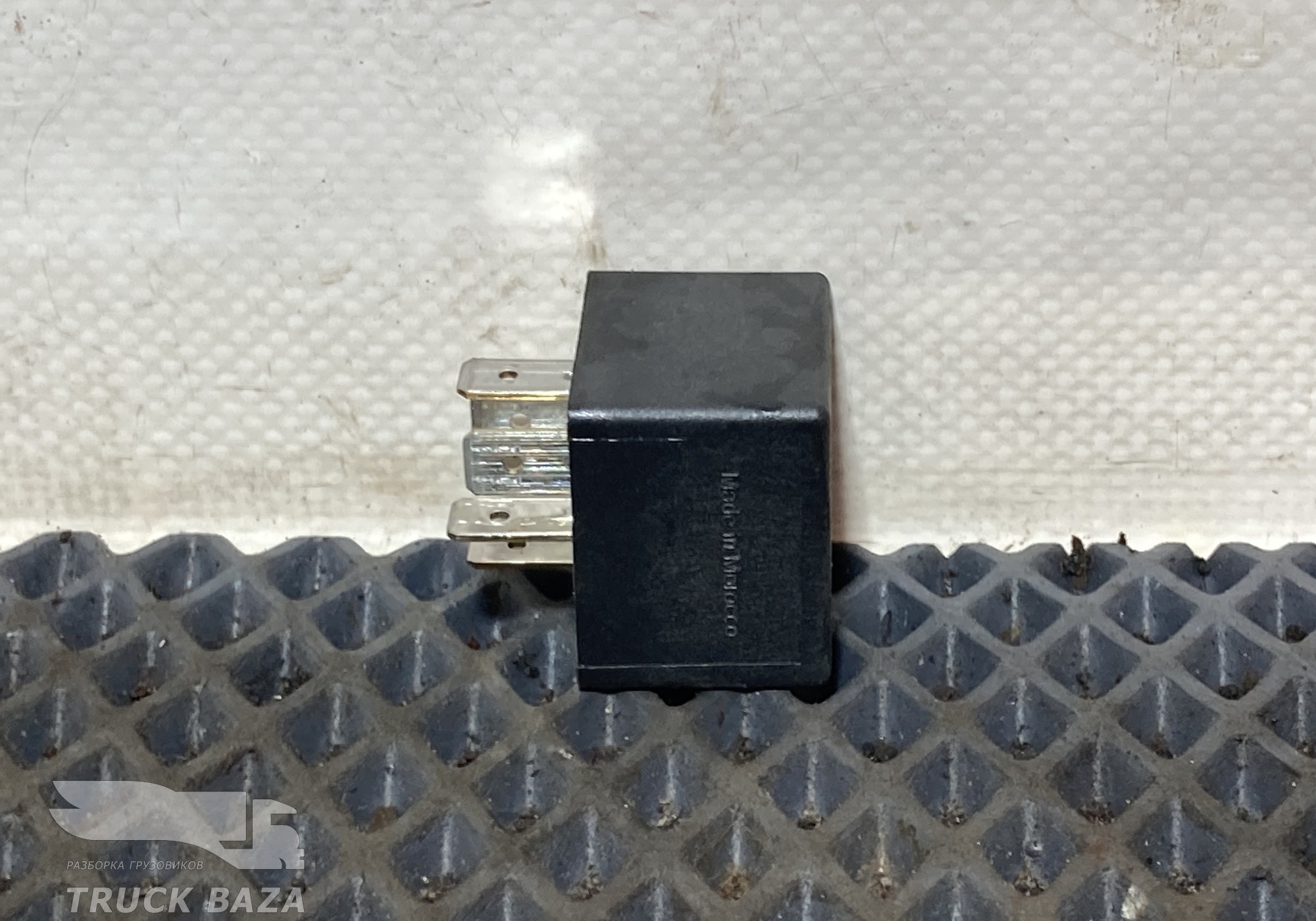 21244697 Реле 24V