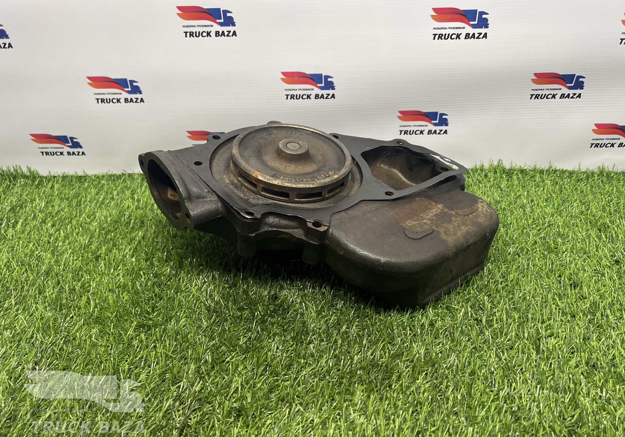 A4572010201 Насос водяной