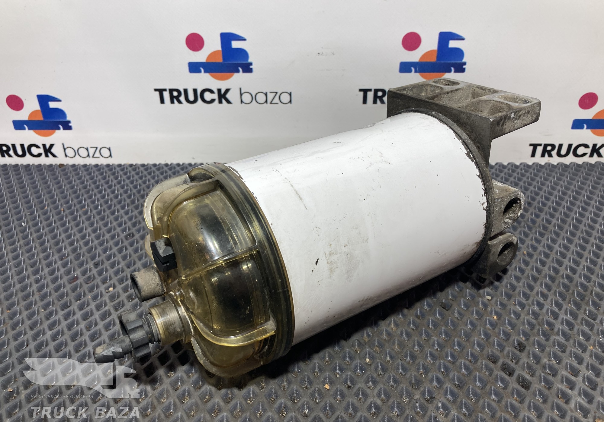 1948665 Сепаратор топливный