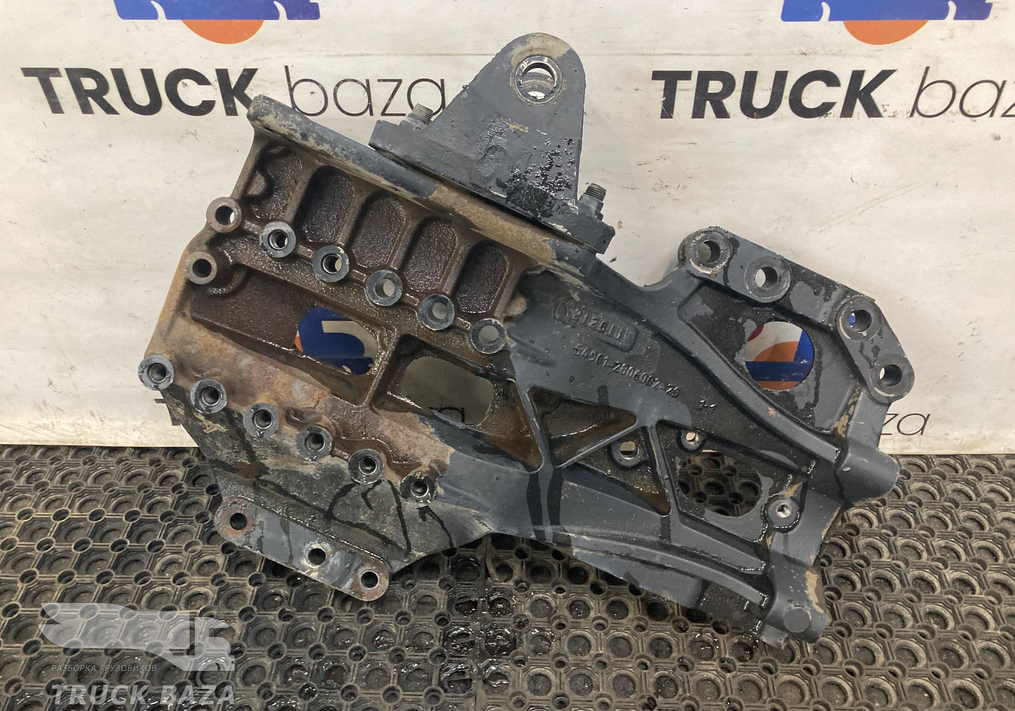 54901280600220 Кронштейн рессоры передний правый для КАМАЗ 54901