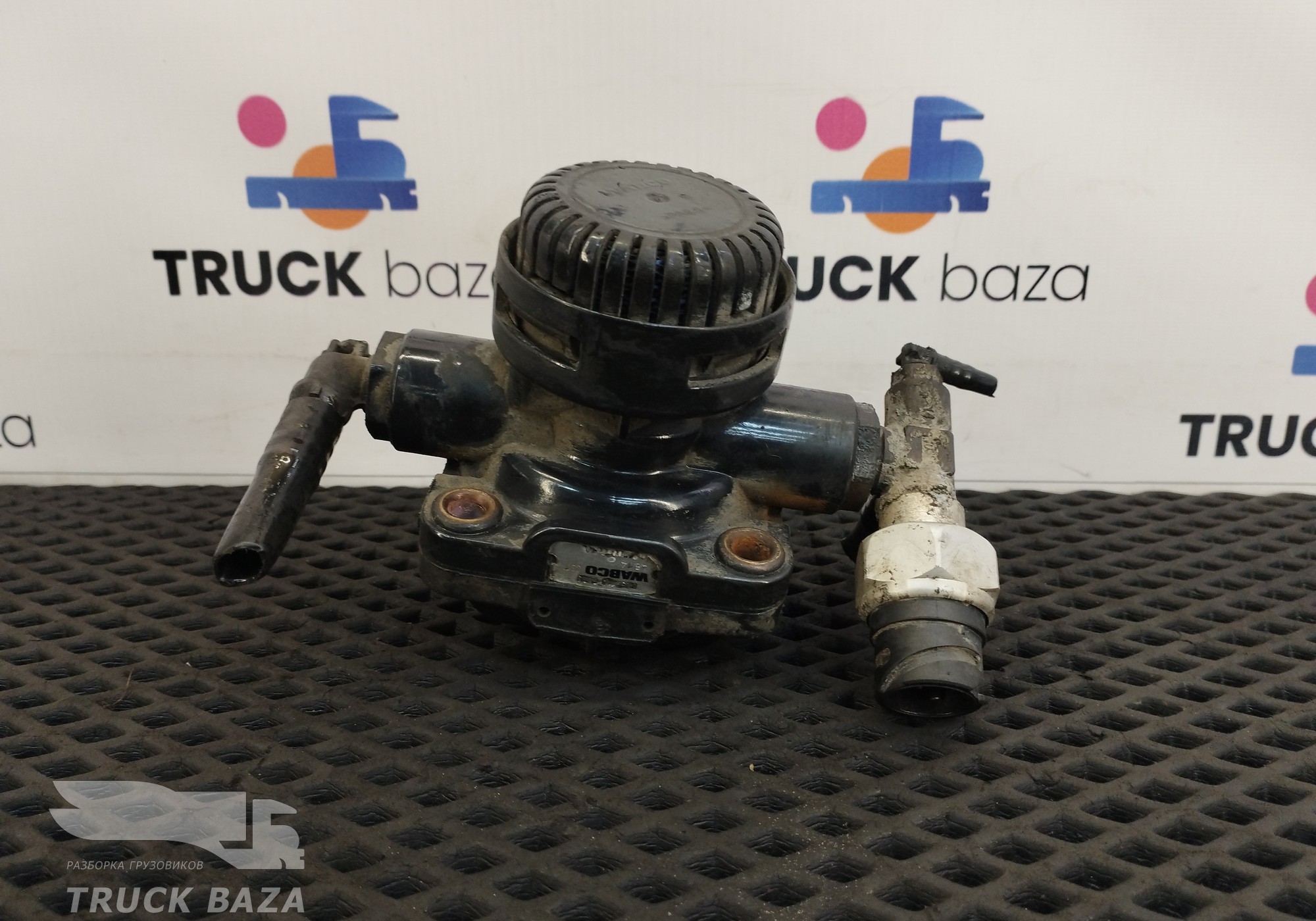 1927394 Клапан ускорительный для Daf CF