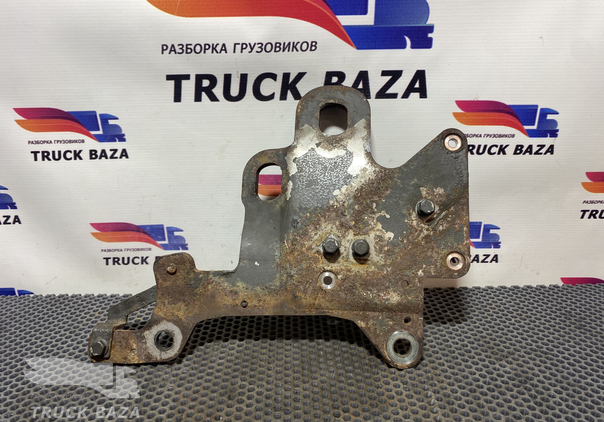 4572231841 Петля транспортировочная двигателя для Mercedes-Benz Axor II (с 2004 по 2010)