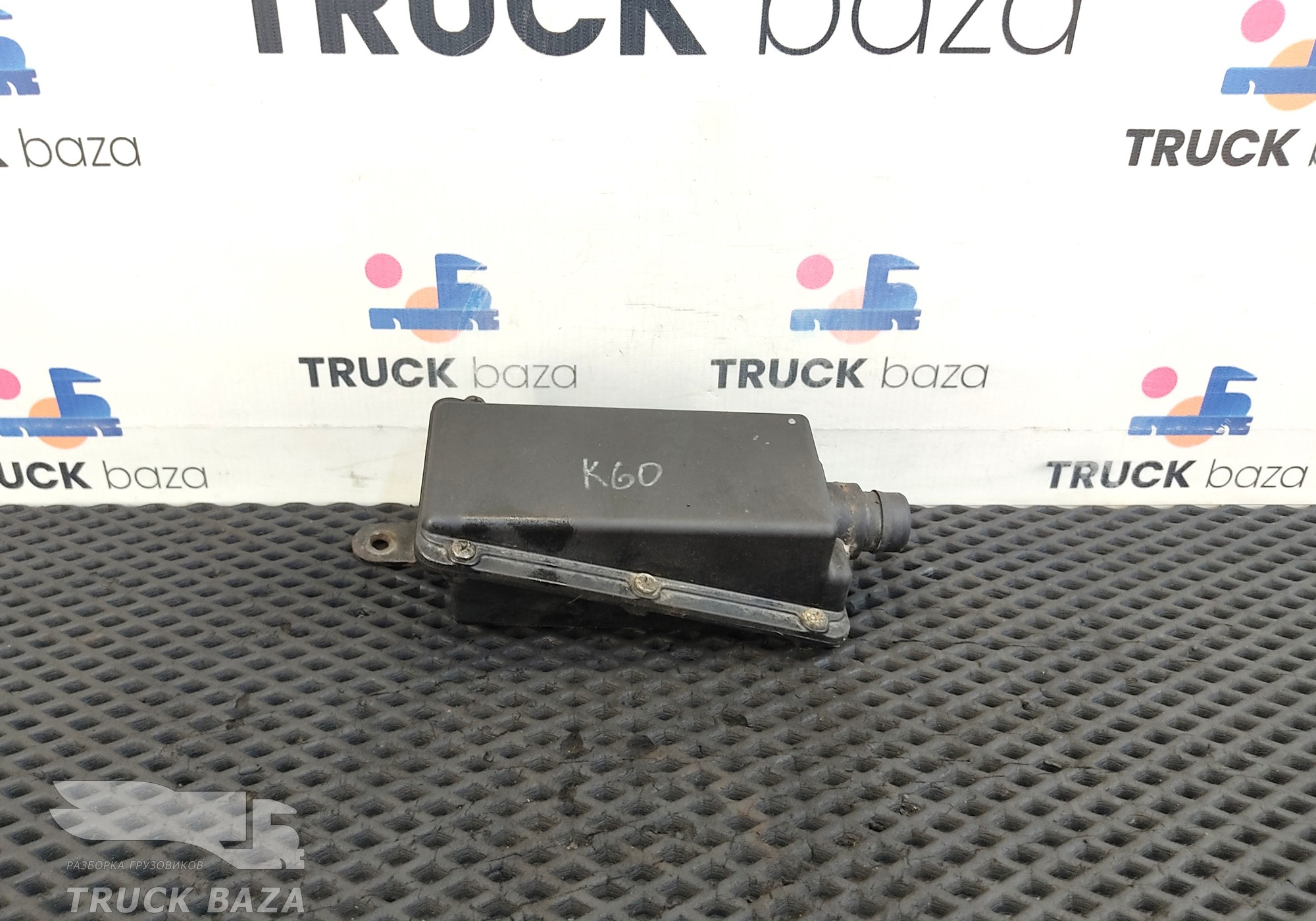 A4571300090 Сапун для КАМАЗ 5490 (с 2013)