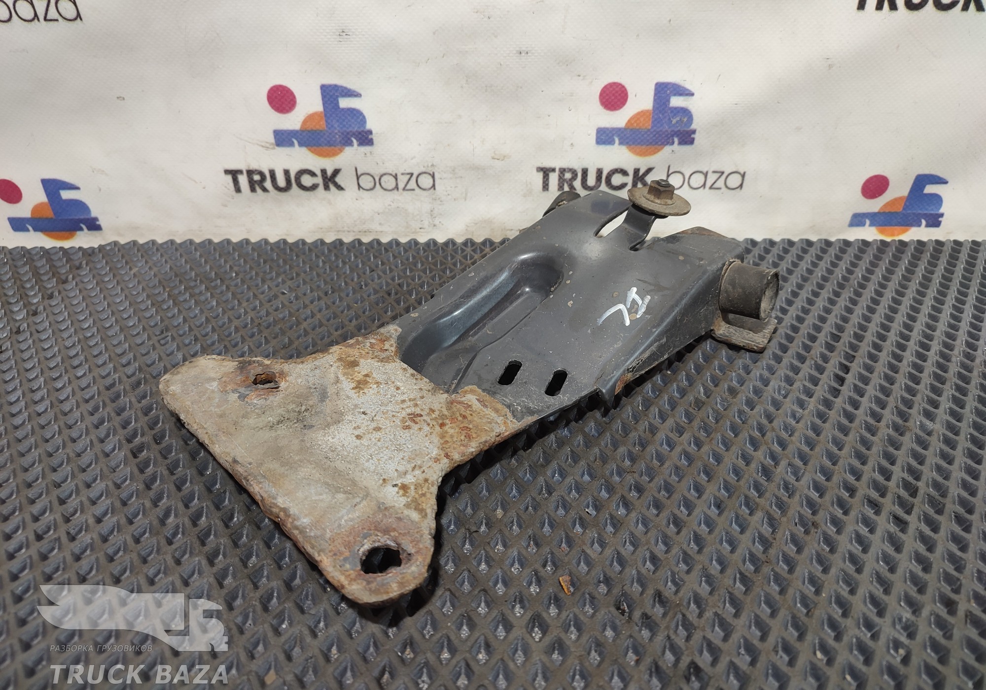 1522440 Кронштейн перекидок для Scania 5-series G (с 2004 по 2016)