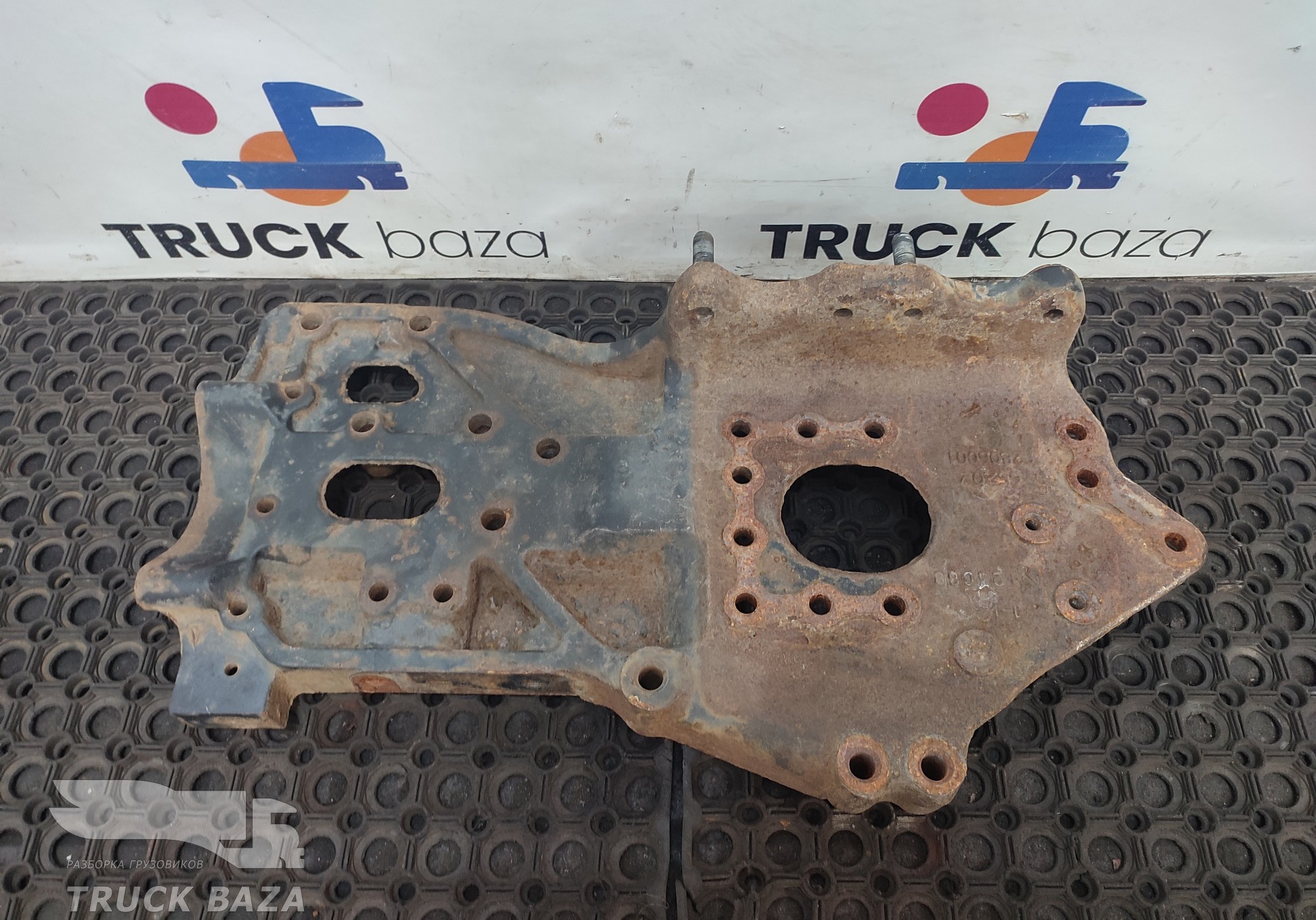 652072806001 Кронштейн рессоры передний левый для КАМАЗ 5490 (с 2013)