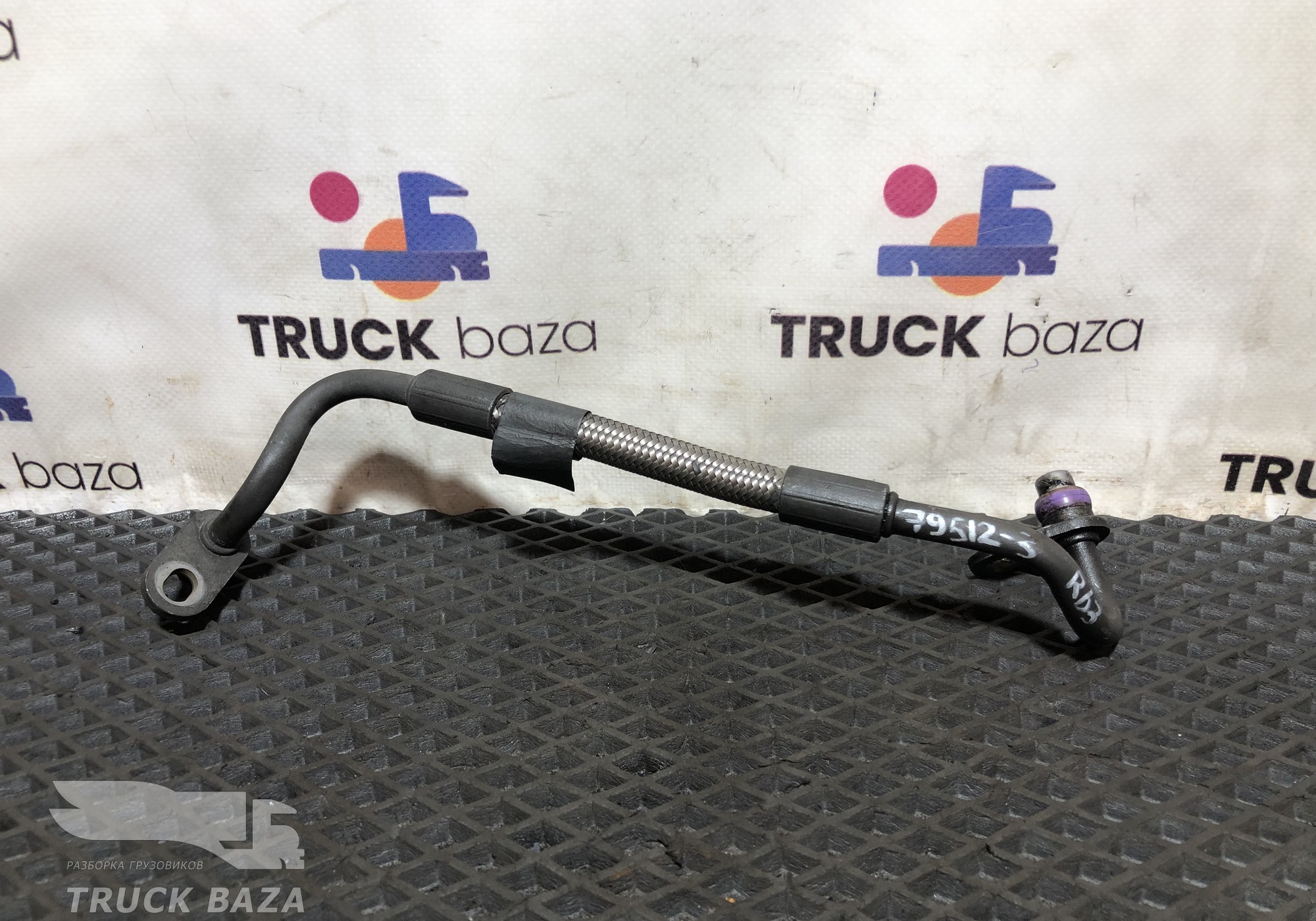 7422076823 Трубка масляная для Renault T