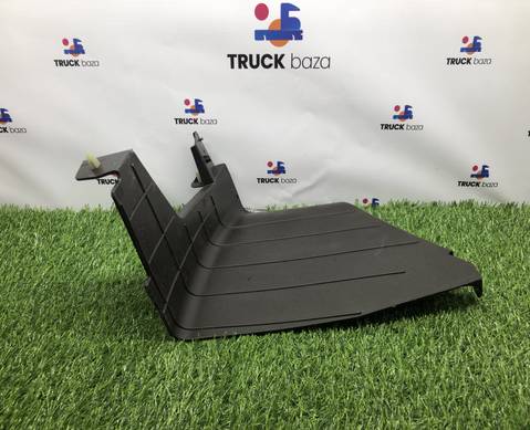 549015337017 Накладка торпедо левая для КАМАЗ 54901