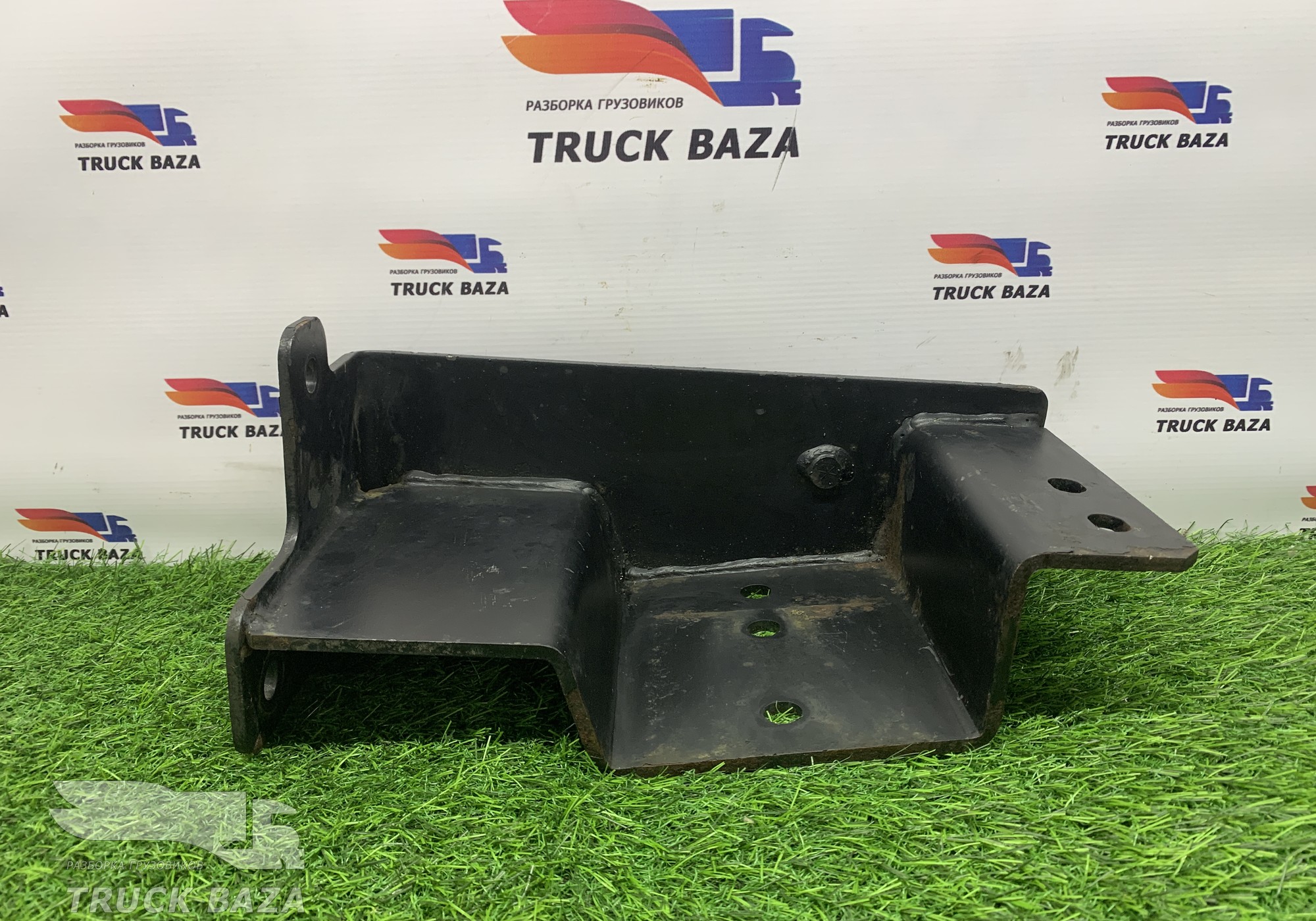 549018416294 Кронштейн усилителя переднего бампера правый для КАМАЗ 54901