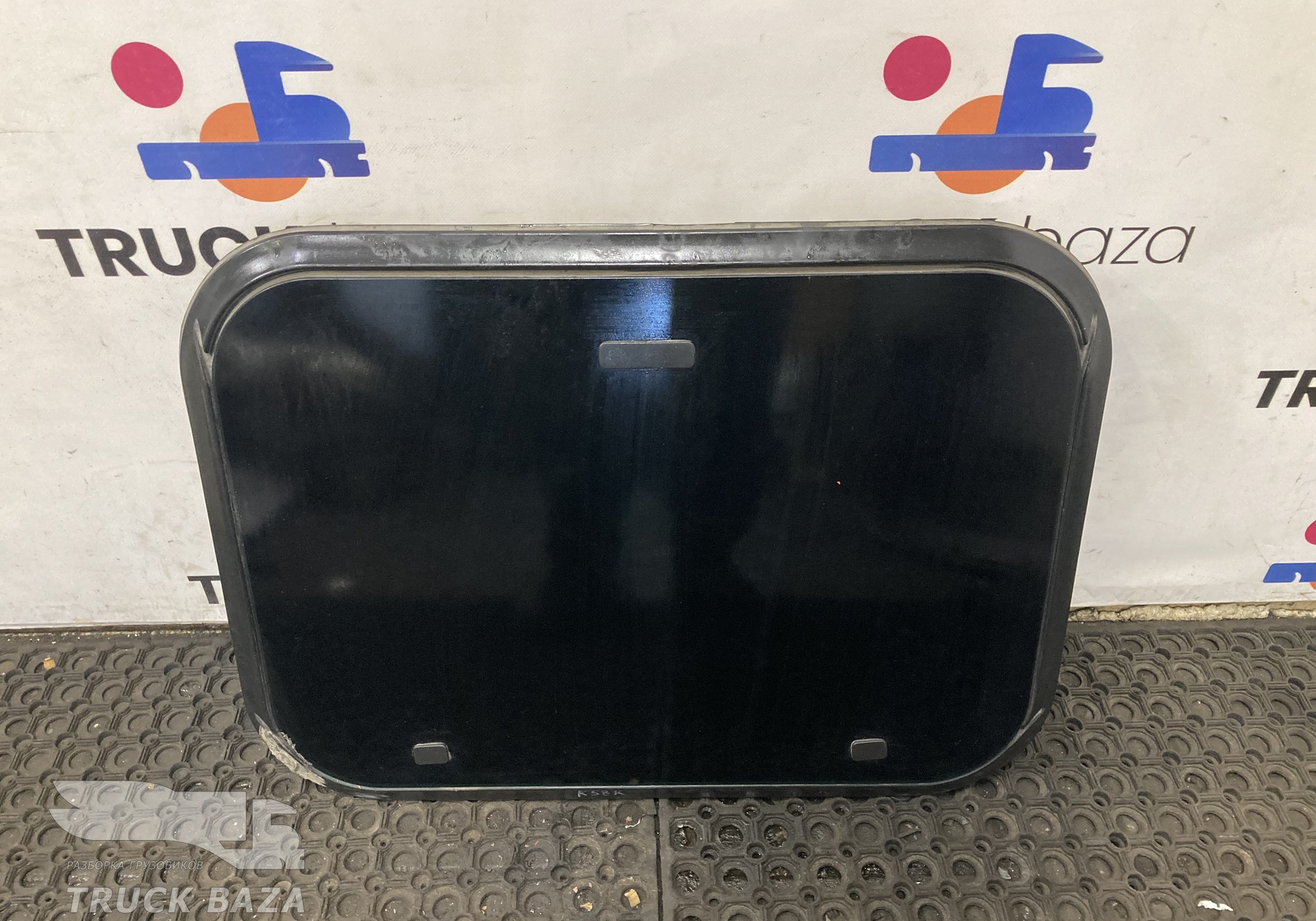 A9438300142 Люк в сборе