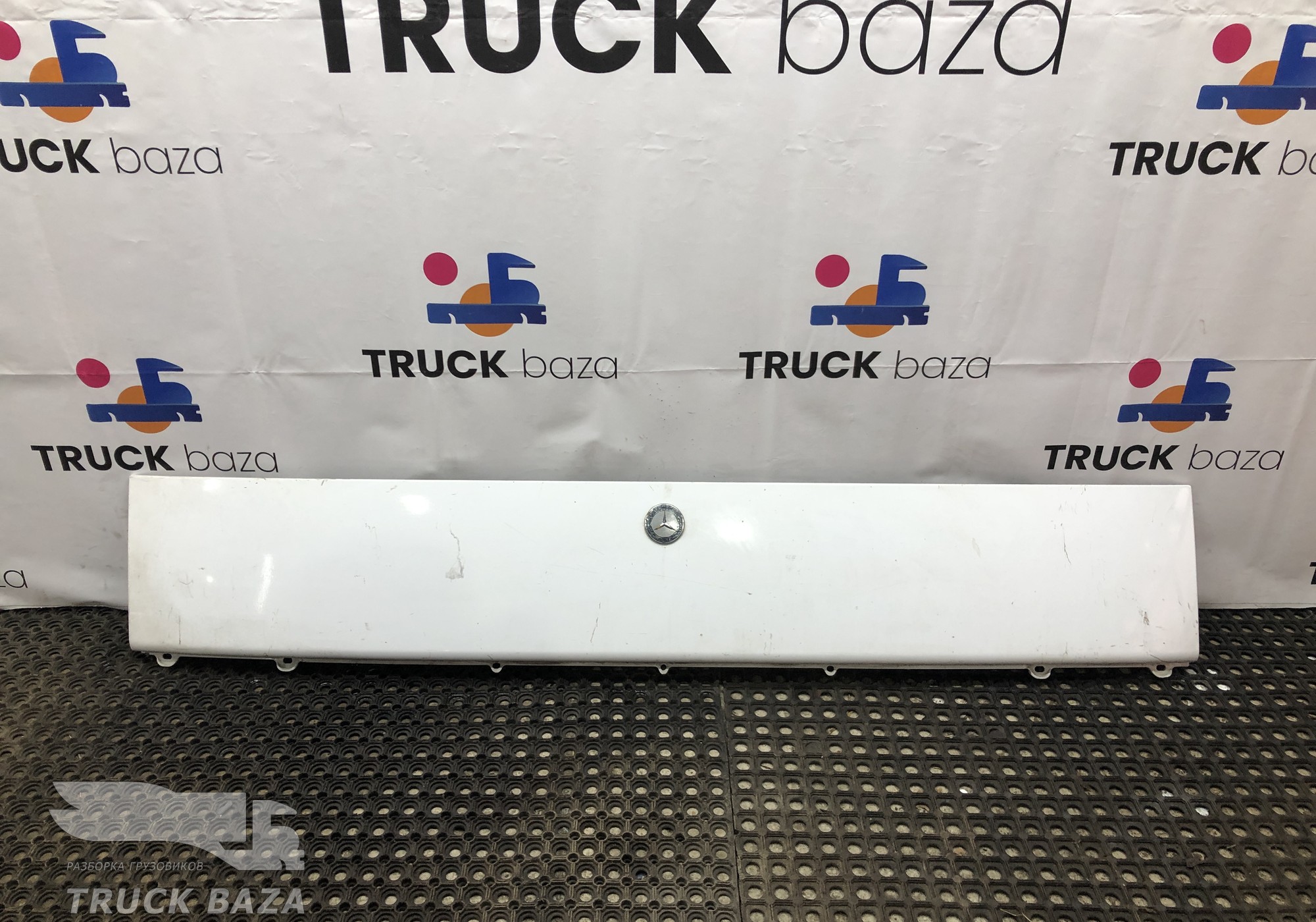 9417500009 Капот верхняя часть