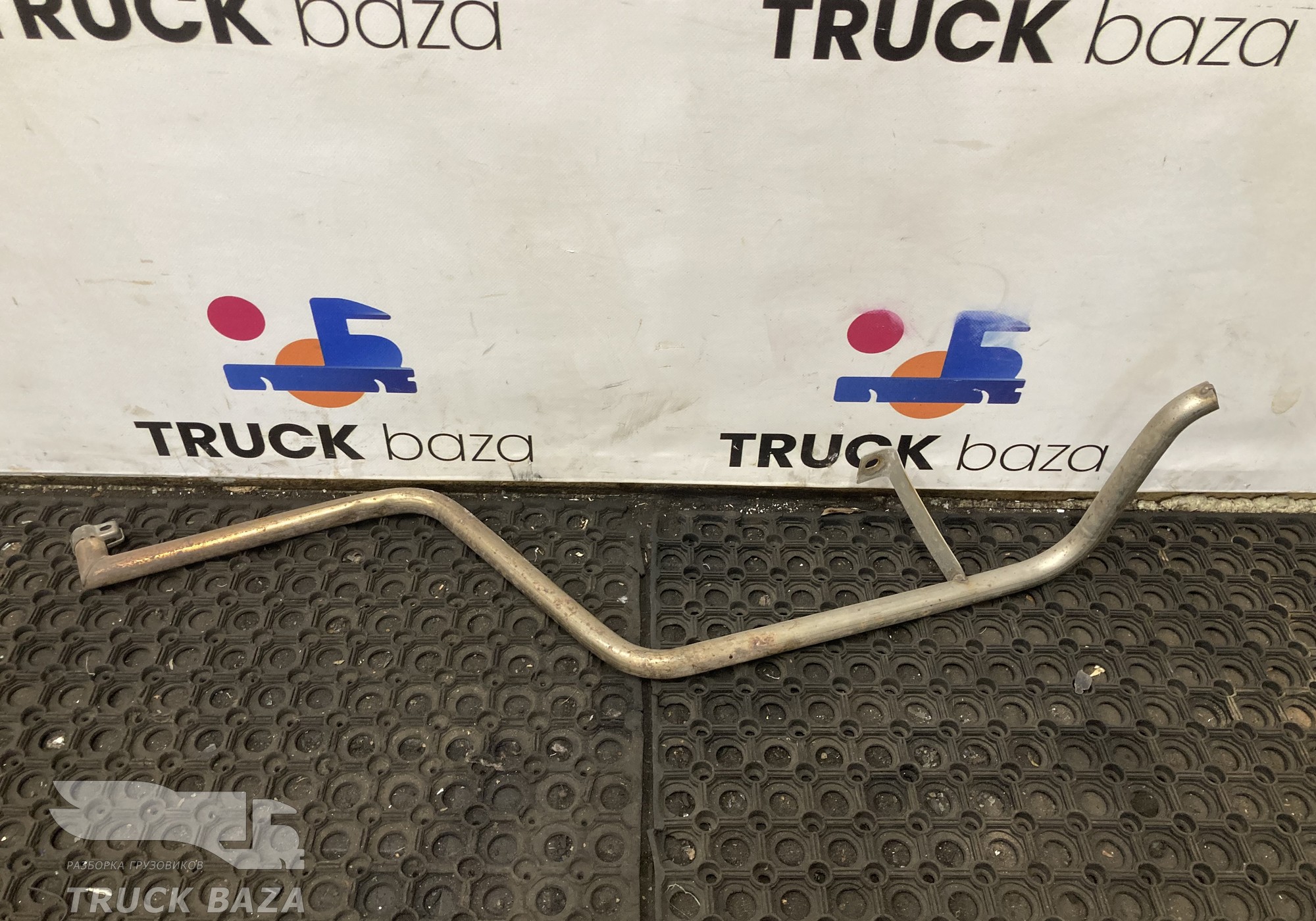 1730160 Выпускная труба отопителя