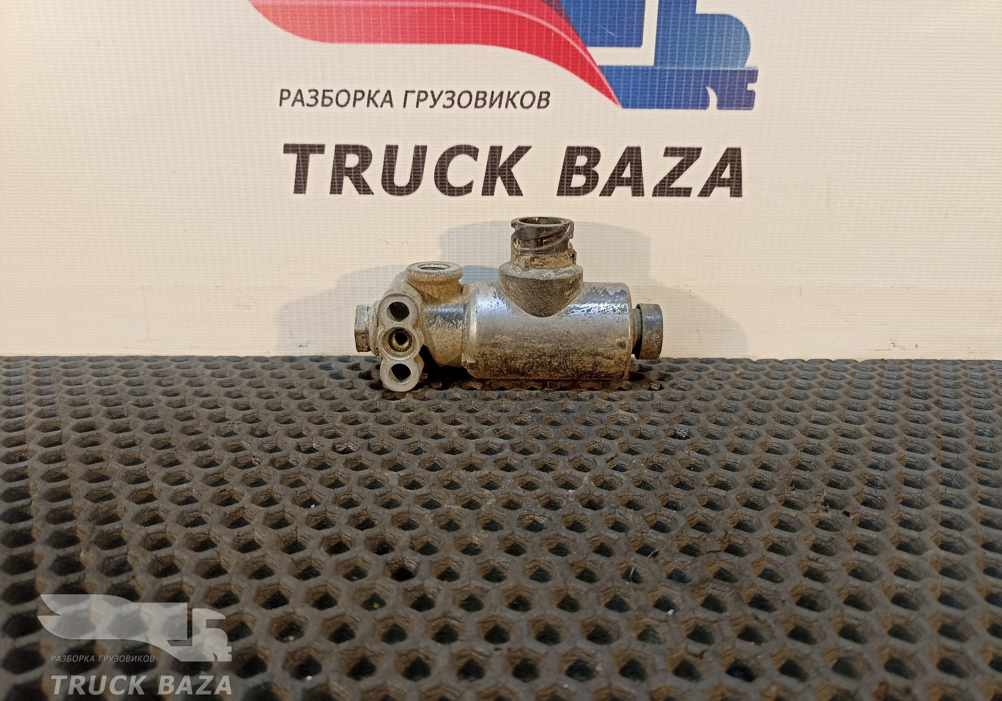 1330025 Клапан электромагнитный для Daf XF95