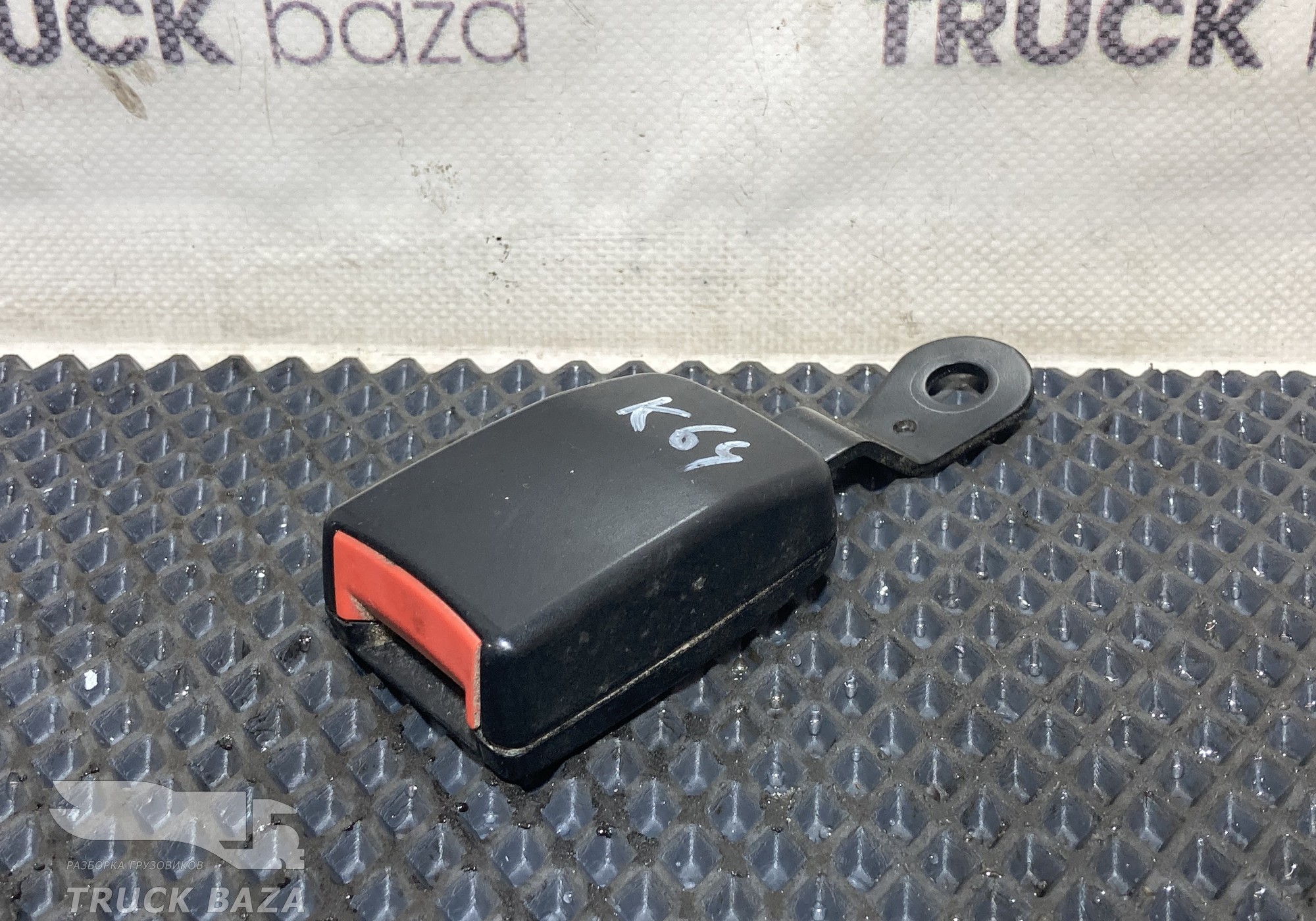 Замок ремня безопасности для КАМАЗ 5490 (с 2013)