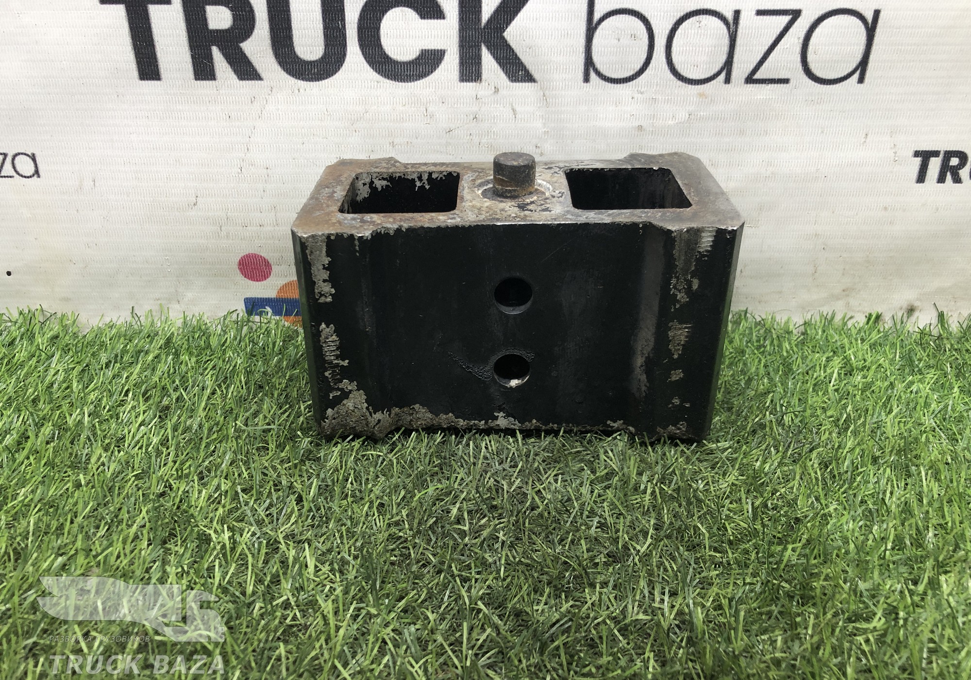 06461390007 Проставка рессоры передней