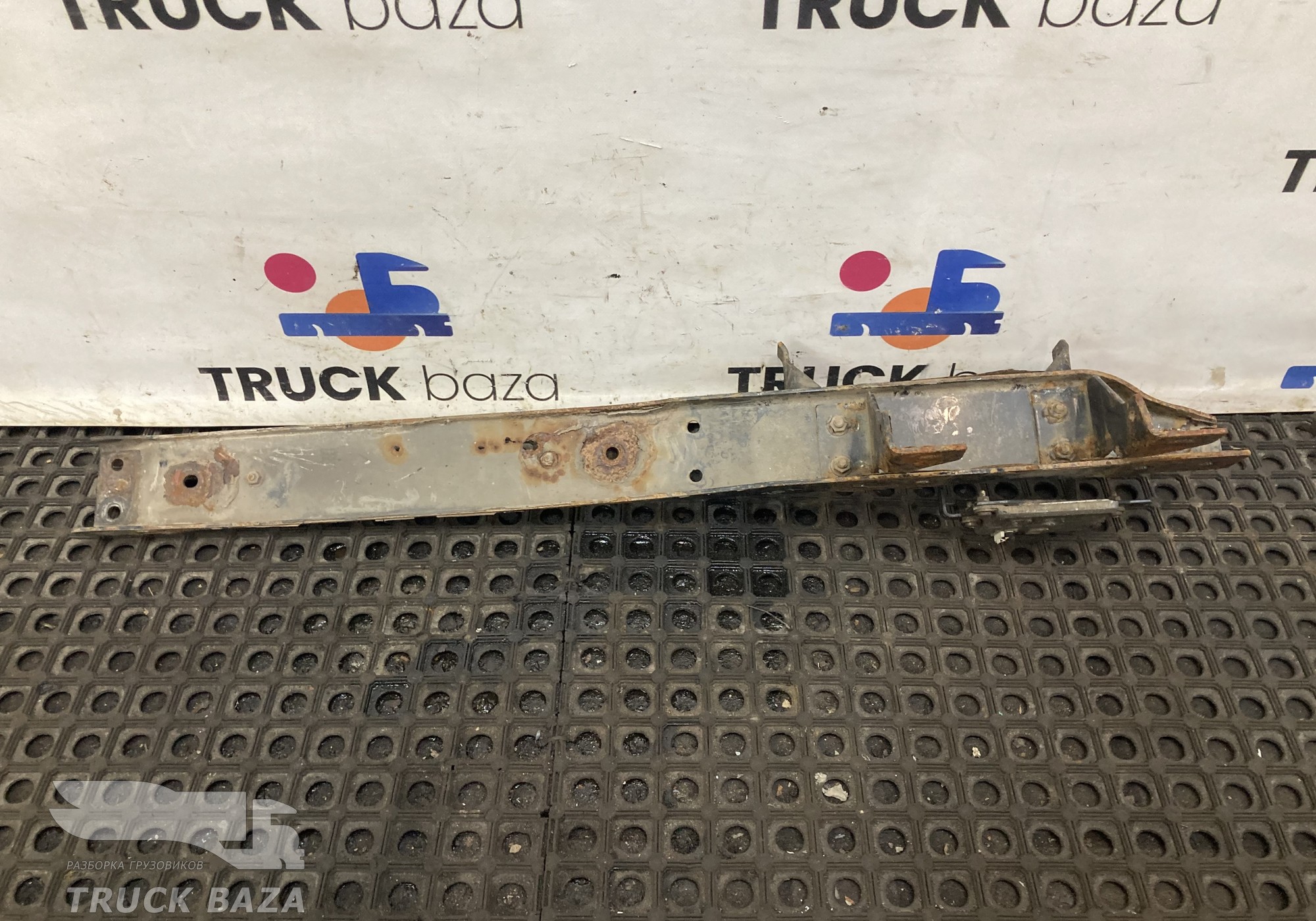 1682123 Кронштейн глушителя для Daf XF105 (с 2005)