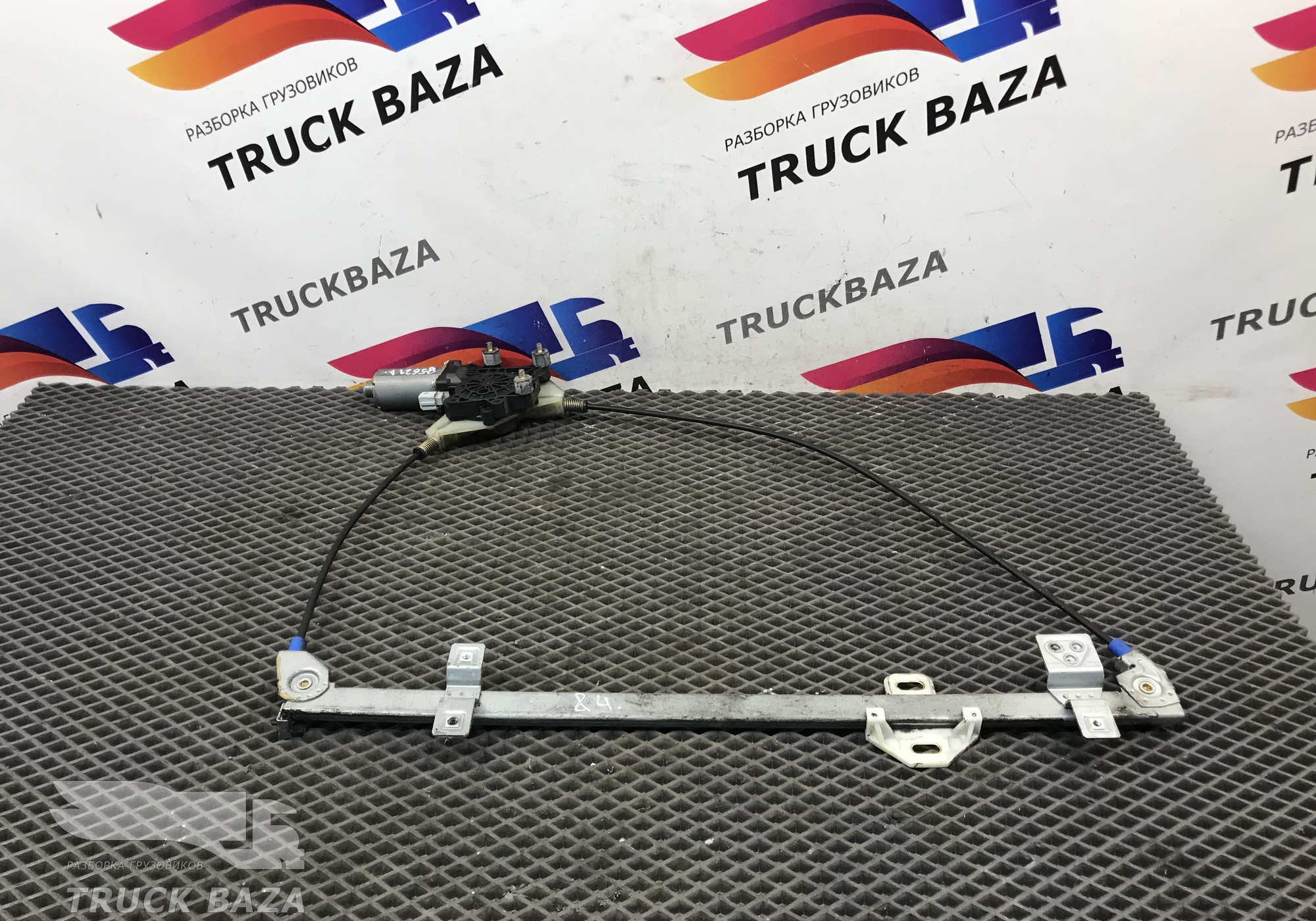 0130821917 Стеклоподъёмник правый для Daf 85