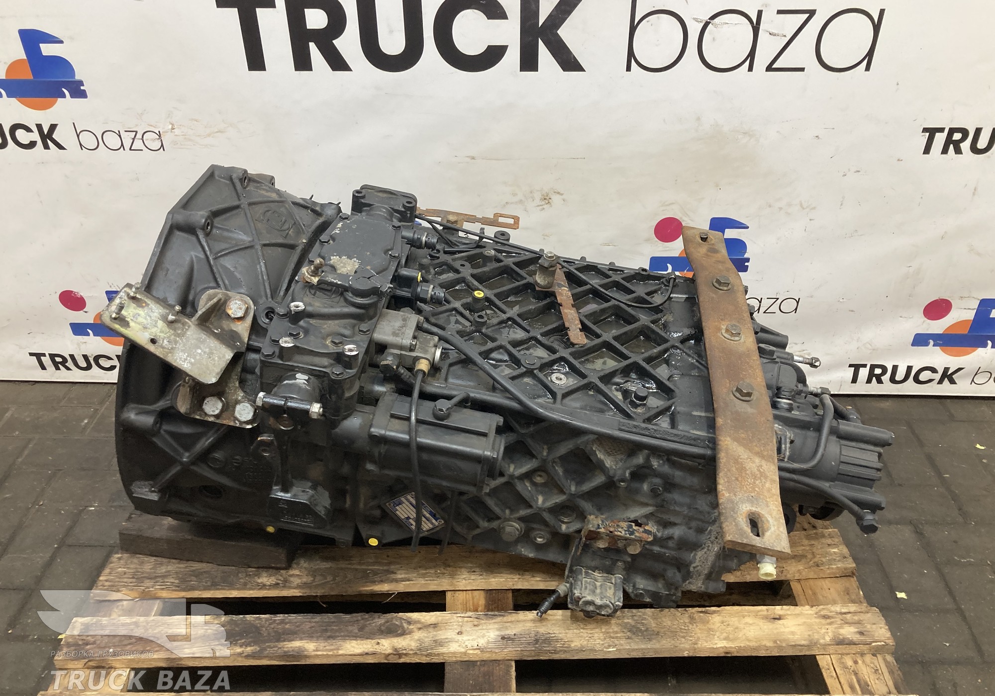 1343001034 МКПП ZF 16S2220TD ( цена не актуальна)