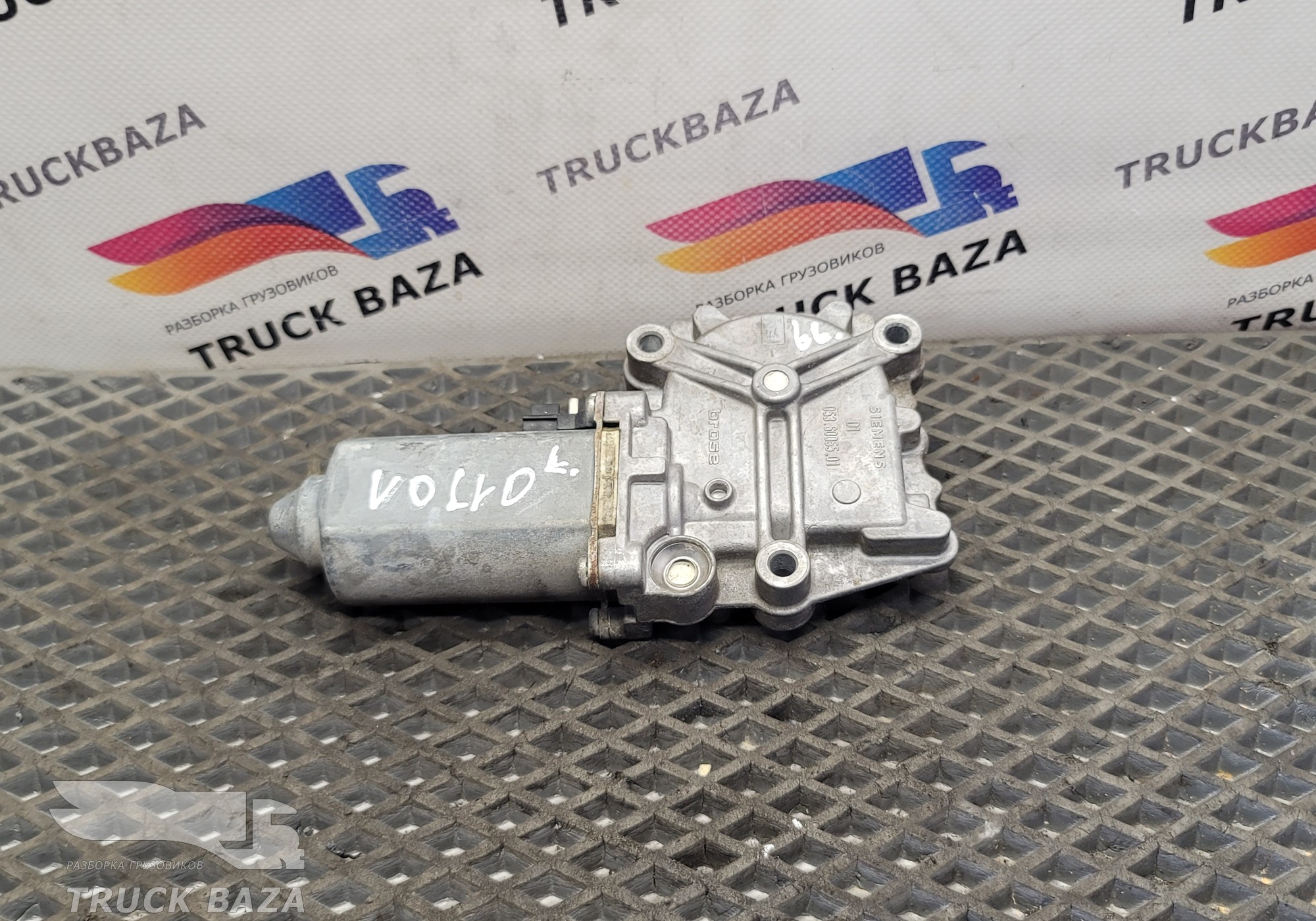 0536005501 Моторчик стеклоподъемника левый для Volvo FH 2 (с 2002 по 2008)