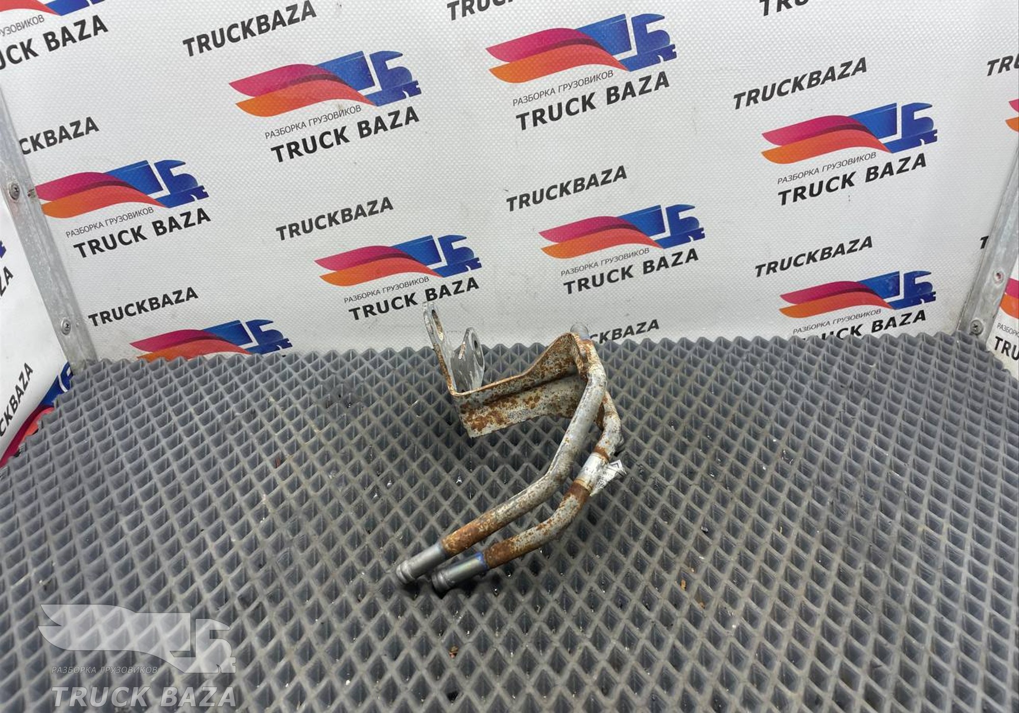 JC4618C432EA Трубка отопителя для Ford F-MAX (с 2018)