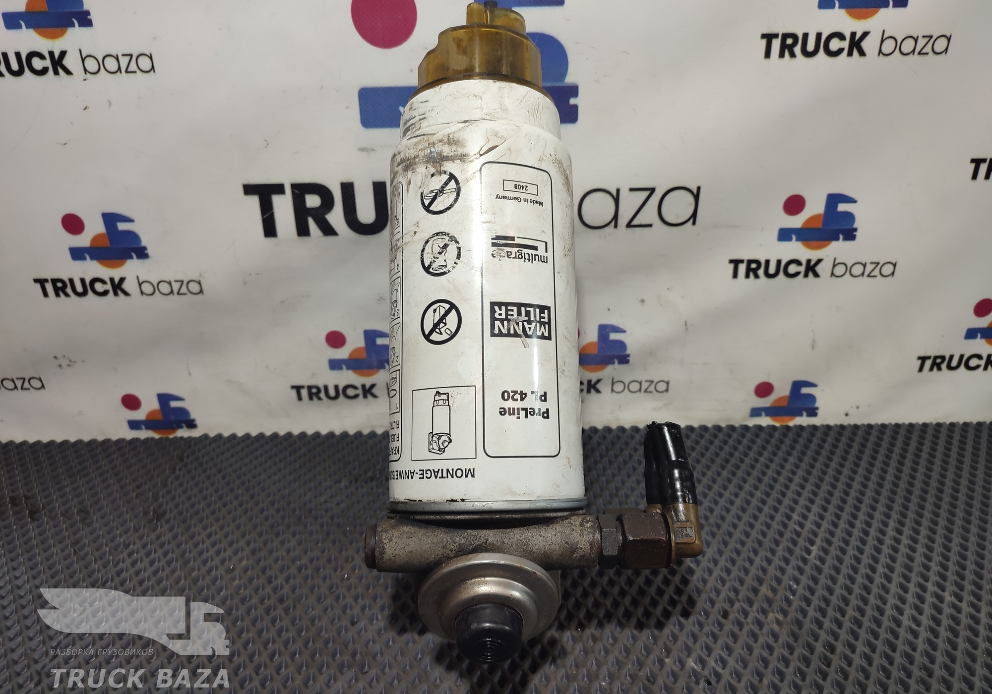 1828070 Топливный фильтр