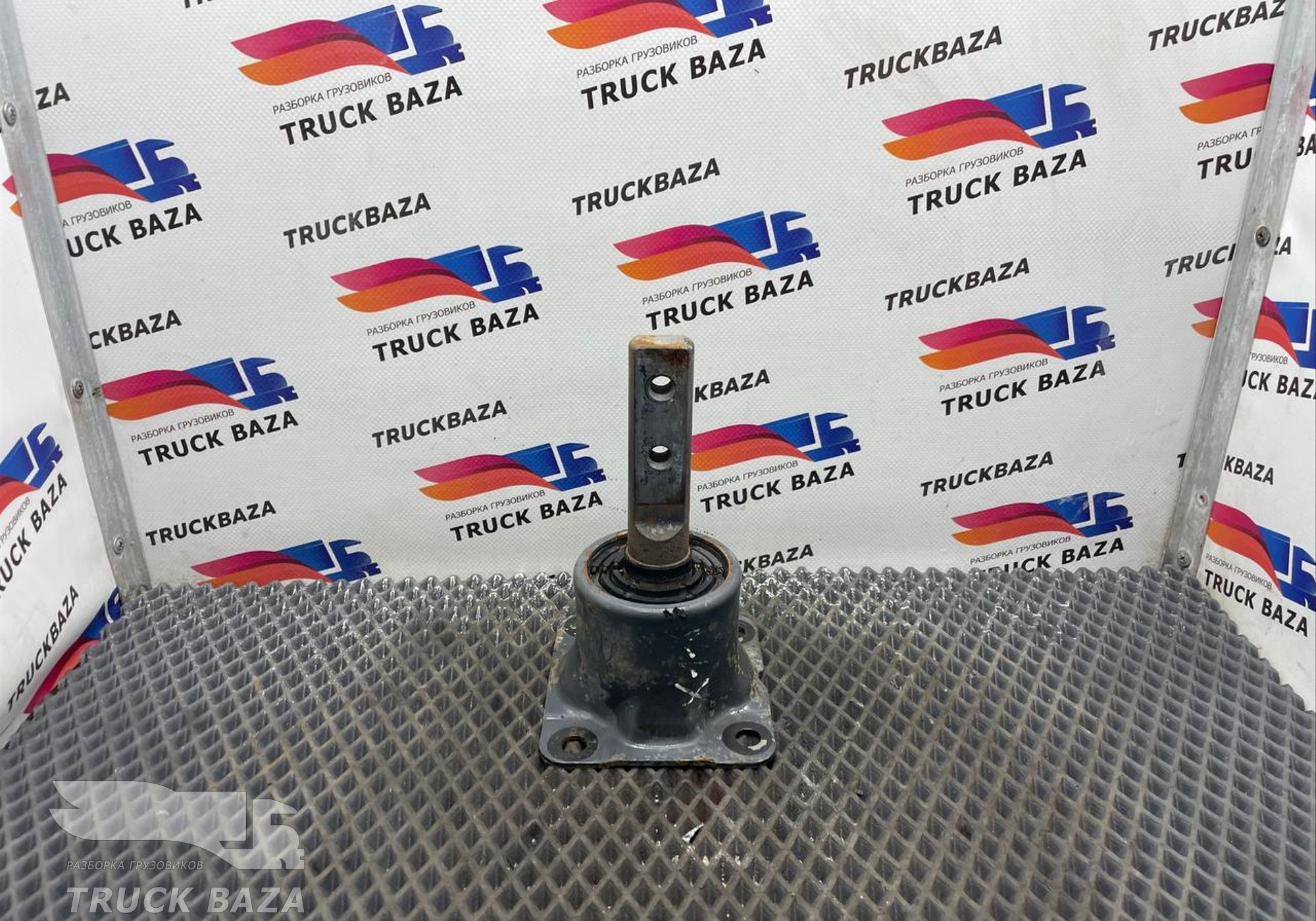 1850032 Кронштейн ящика АКБ для Daf XF106 (с 2012)