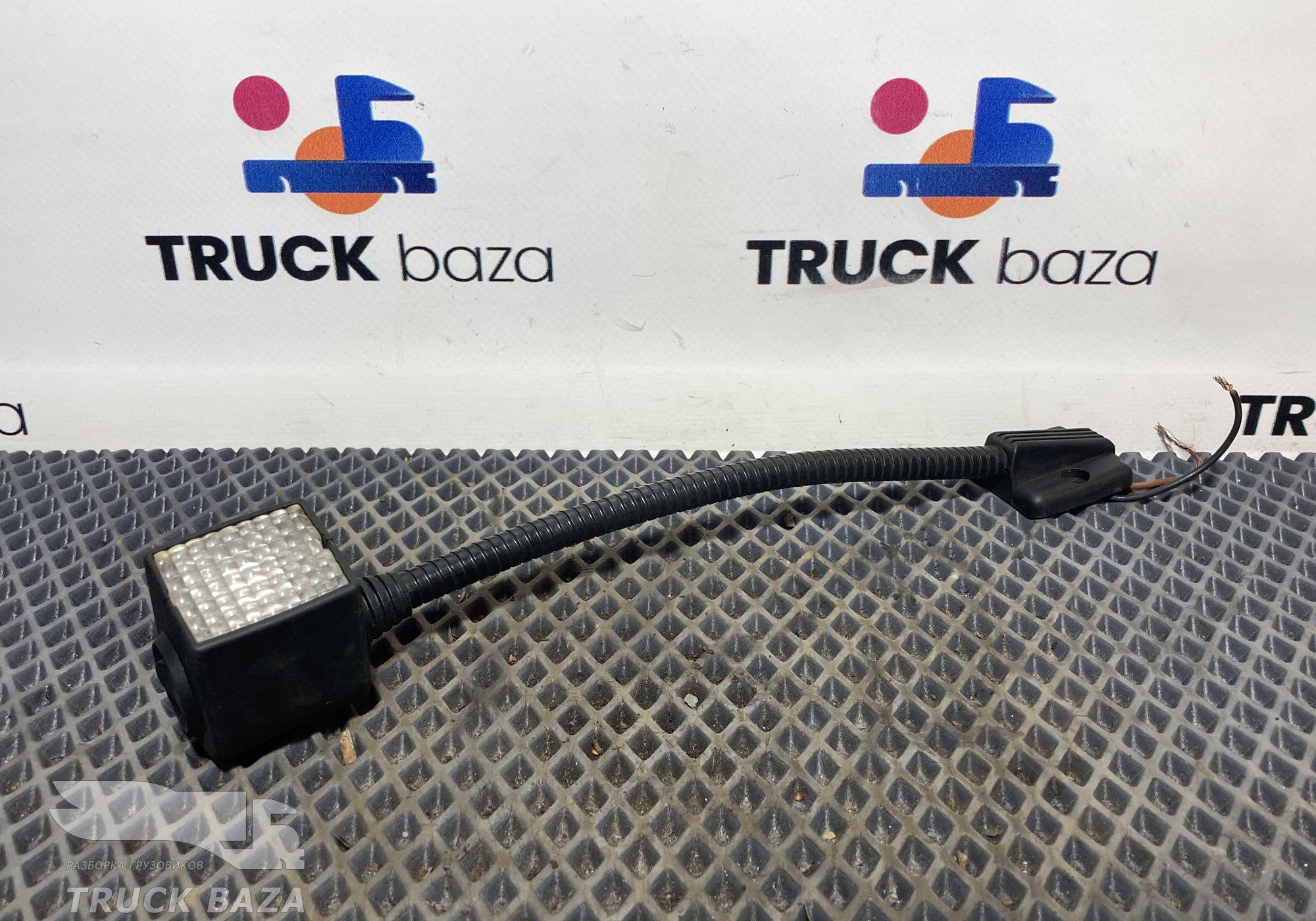 1664207 Плафон салонный для Daf XF105 (с 2006 по 2020)