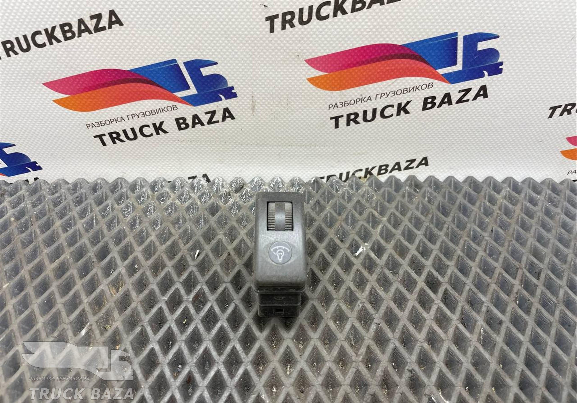 1435602 Кнопка освещения панели приборов для Daf XF105 (с 2005)