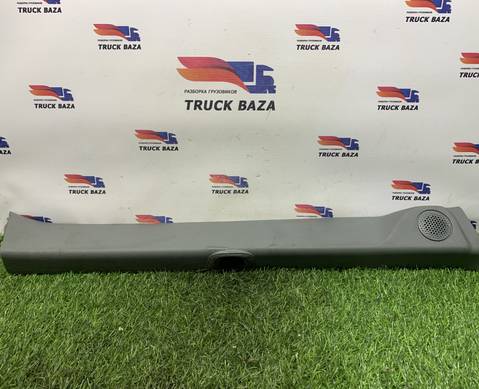 82427515 Накладка стойки правой для Renault T (с 2013)