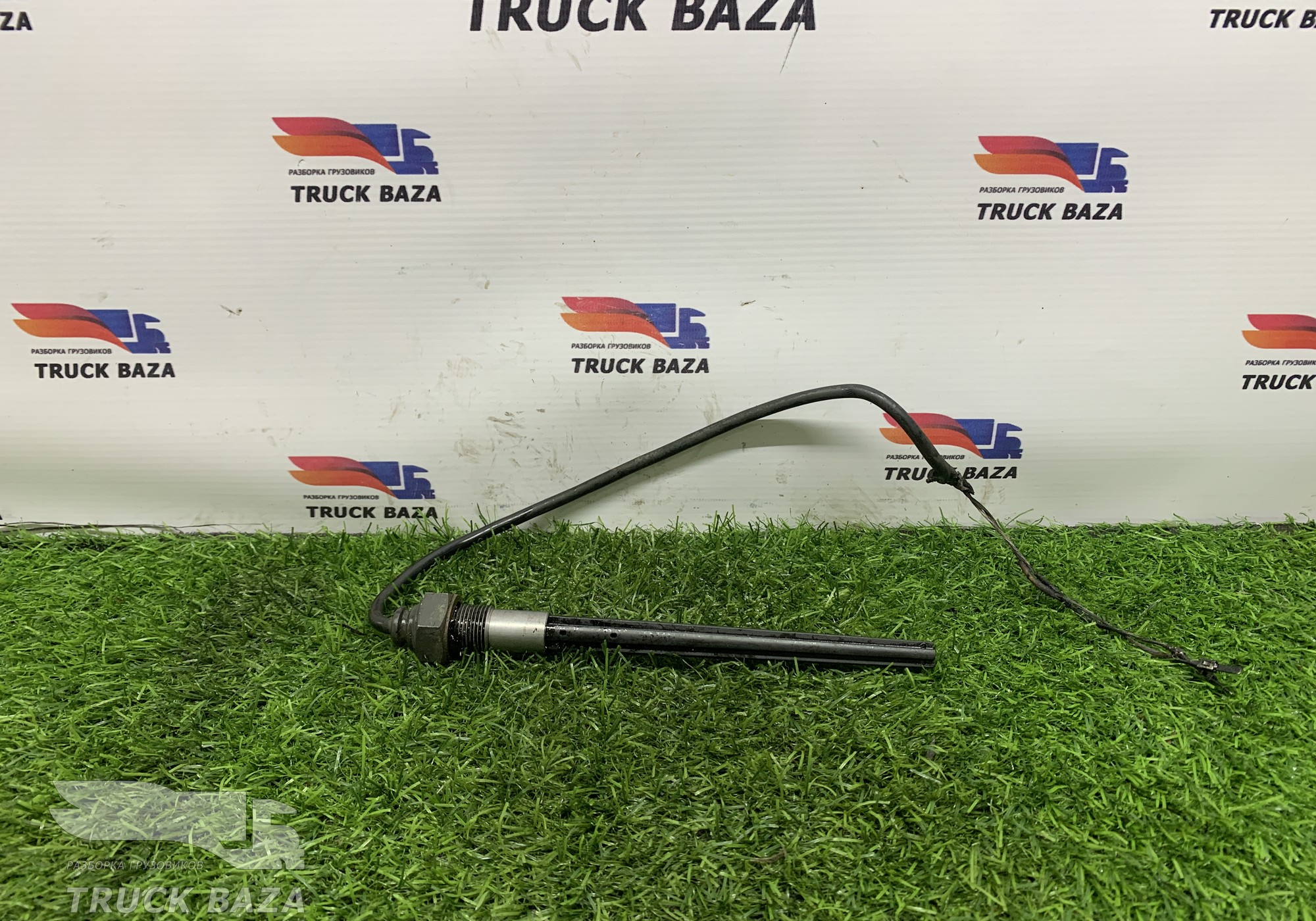 1388000 Датчик уровня масла