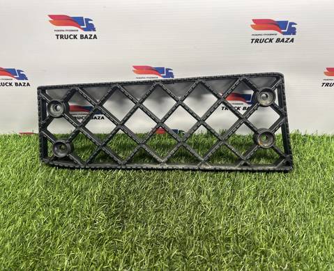 549018405037 Площадка подножки для КАМАЗ 54901