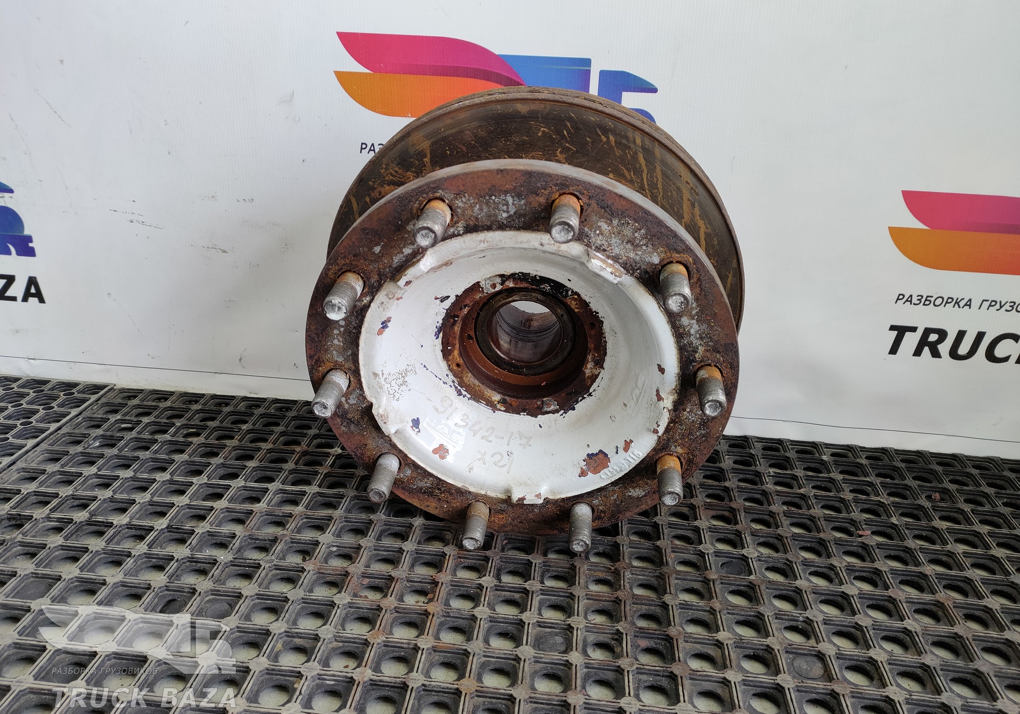 1818004 Ступица передняя для Daf CF I (с 2000 по 2006)