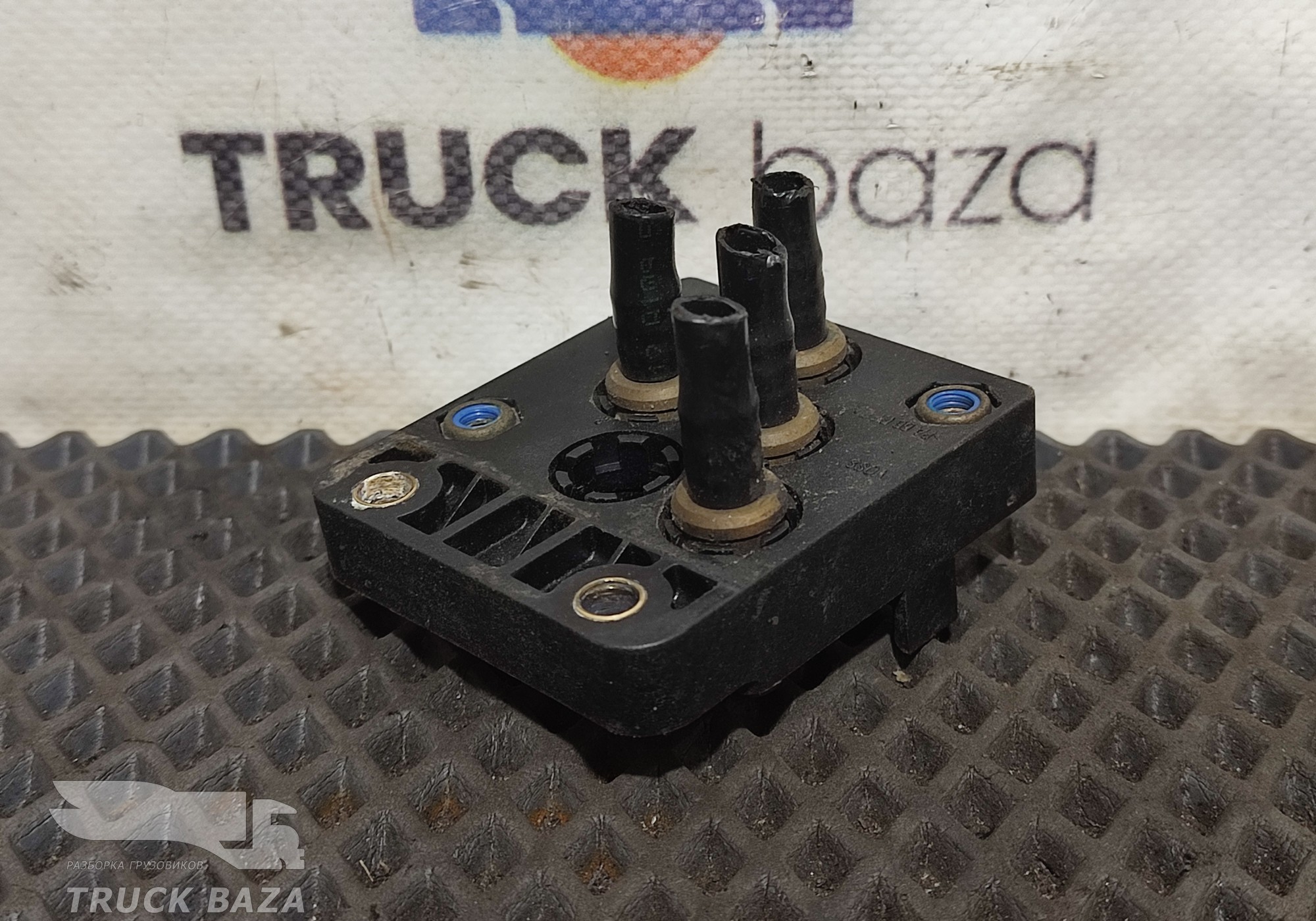 0661795 Распределитель тормозных сил