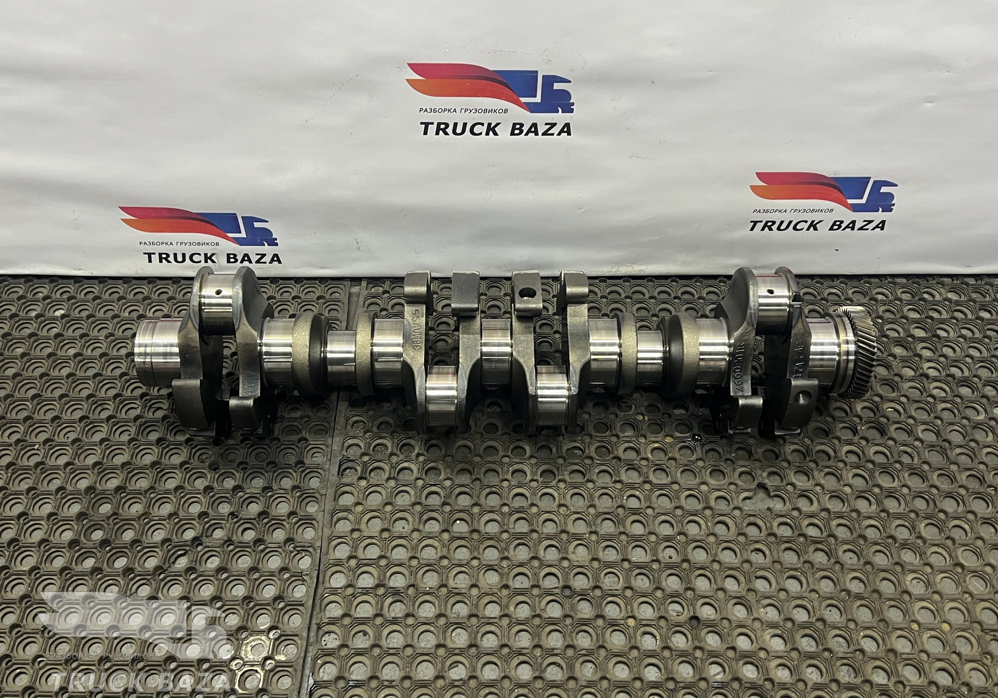 A4570300401 Коленвал OM457LA