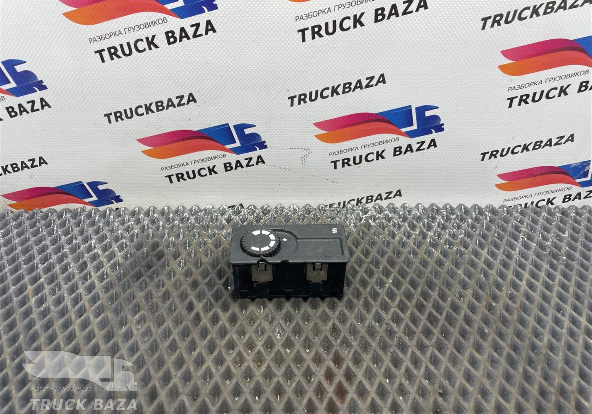 1734023 Блок управления автономным отопителем для Daf XF106 (с 2012)