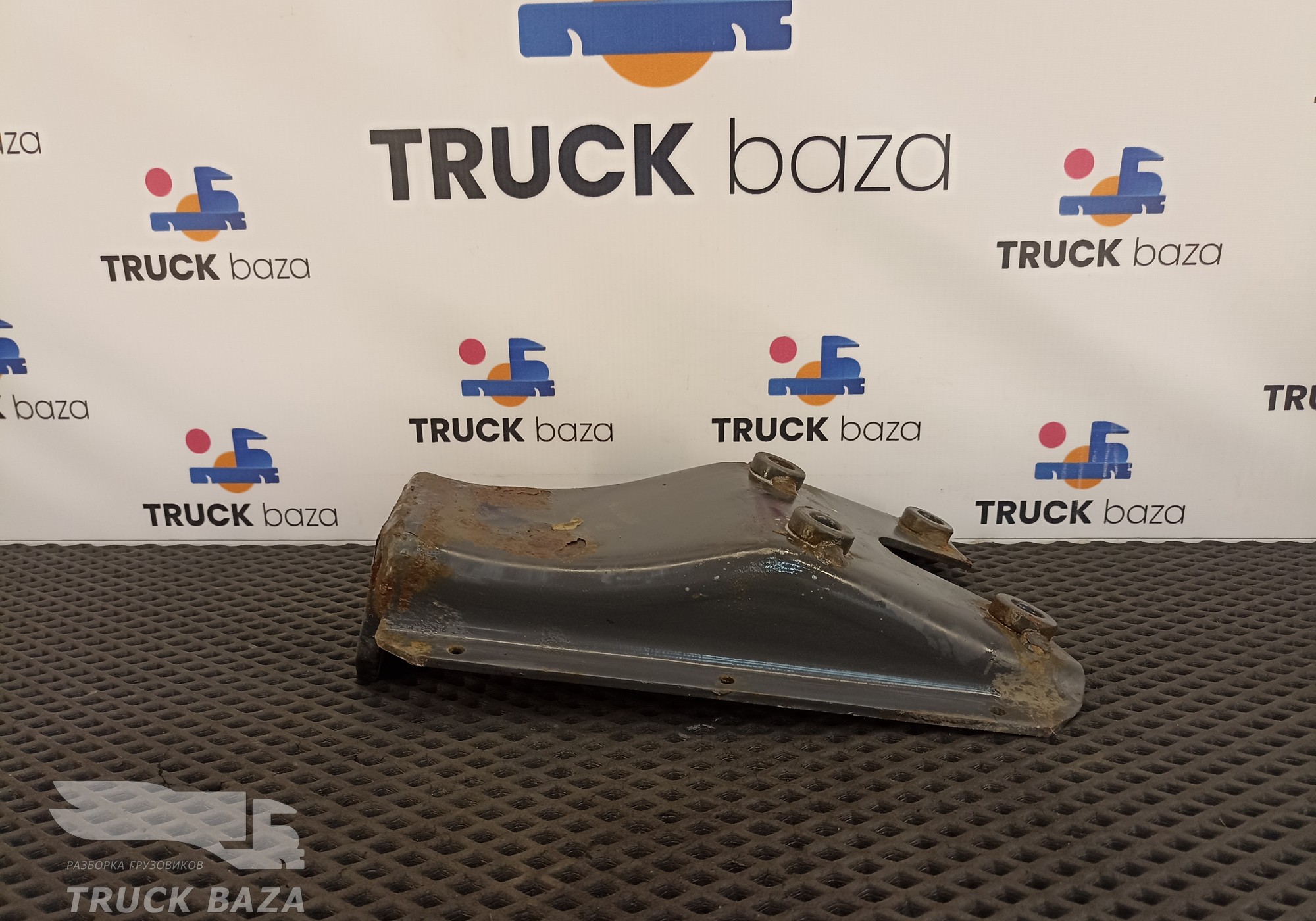 1397093 Кронштейн переднего амортизатора для Scania 4-series P (с 1995 по 2007)