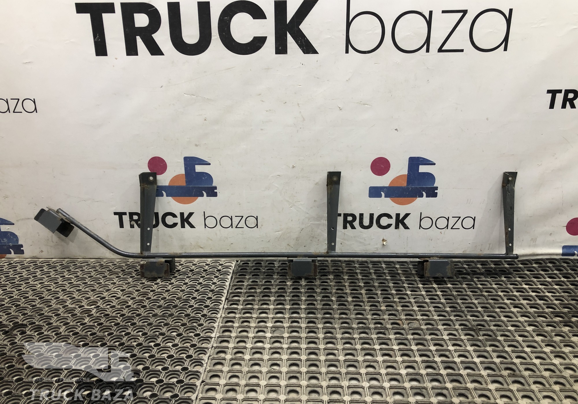 1687641 Кронштейн проводки для Daf XF105 (с 2005)