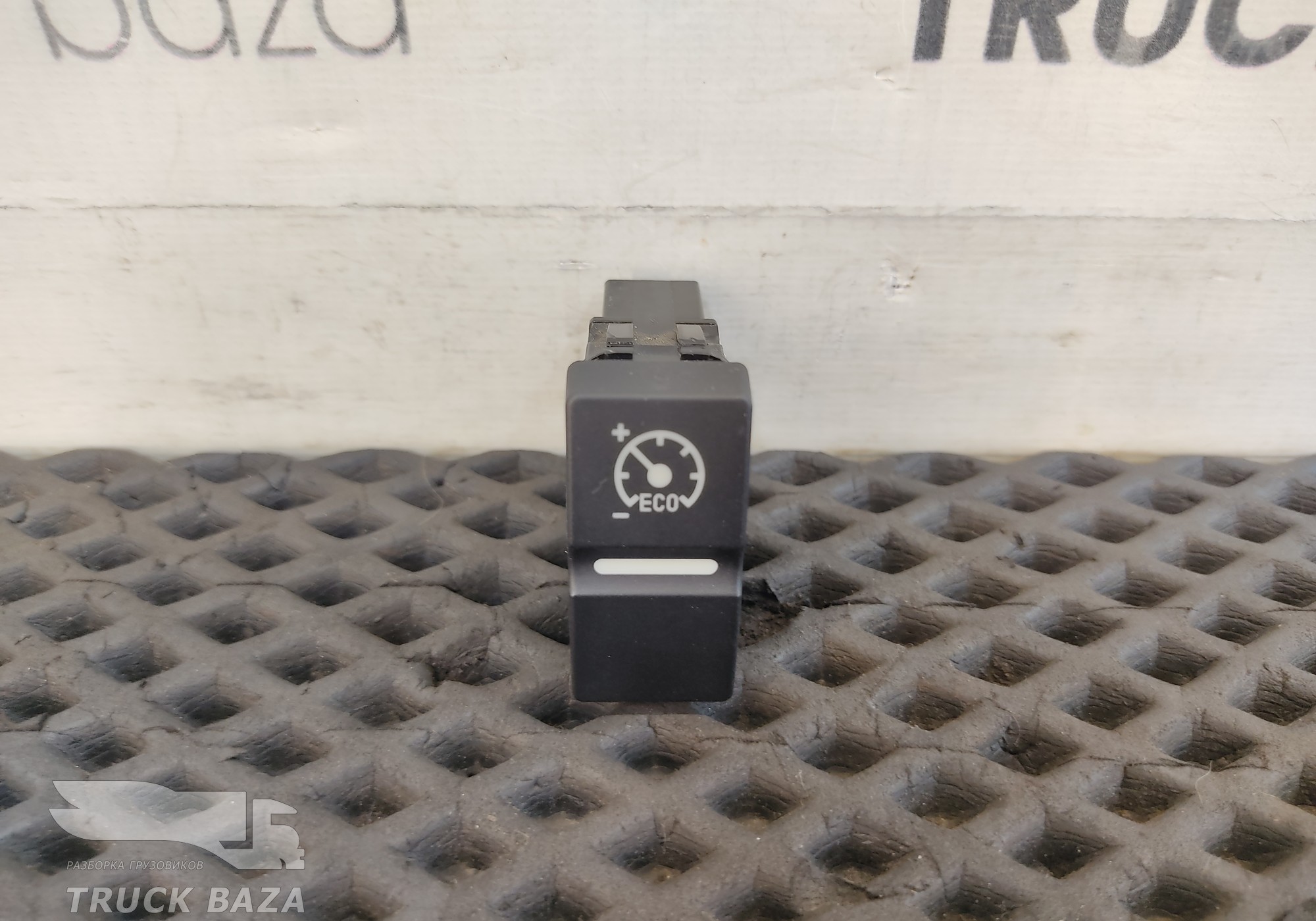 81255030318 Кнопка круиз контроля для Man TGX II (с 2012)