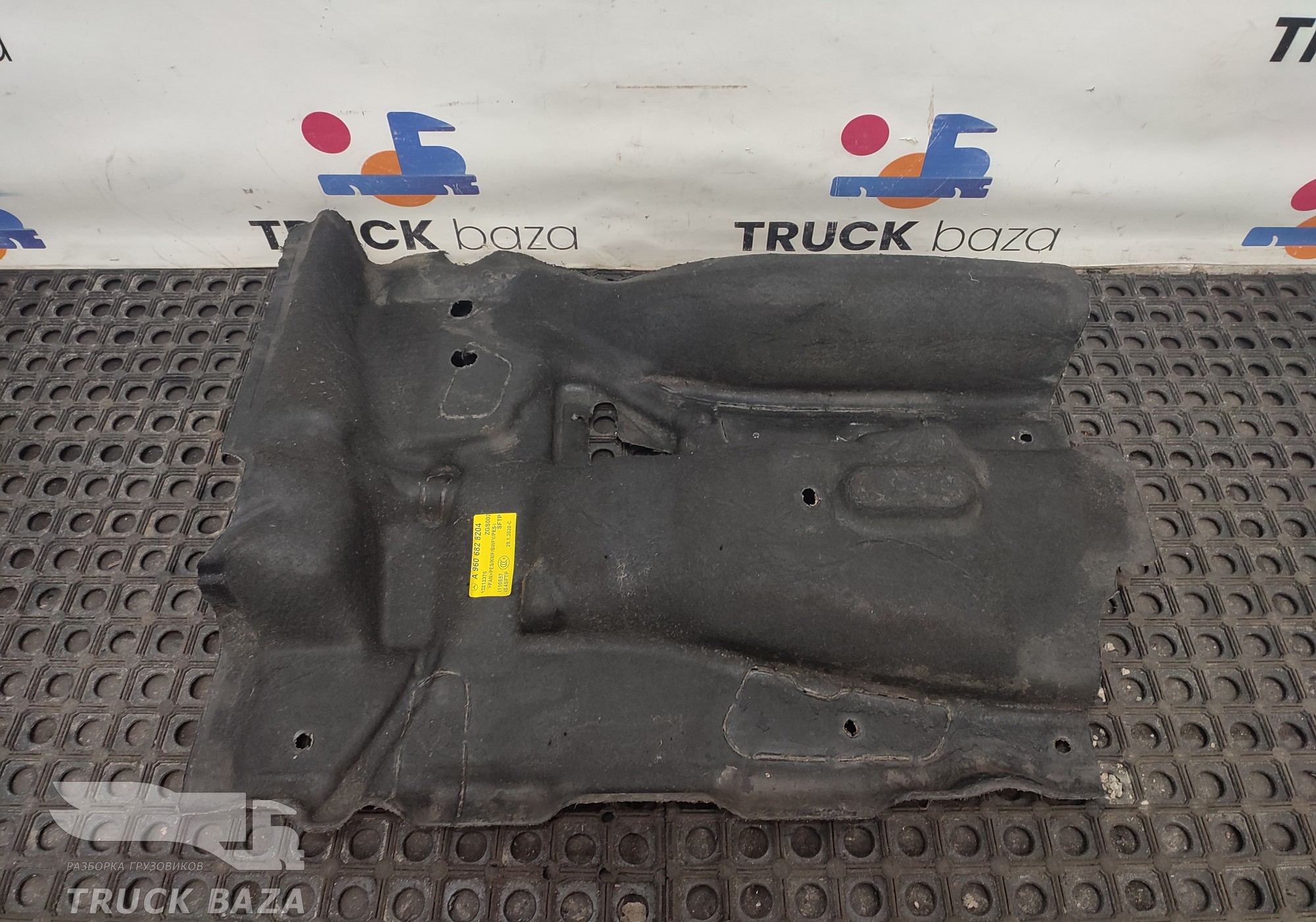 9606828204 Шумоизоляция кабины левая