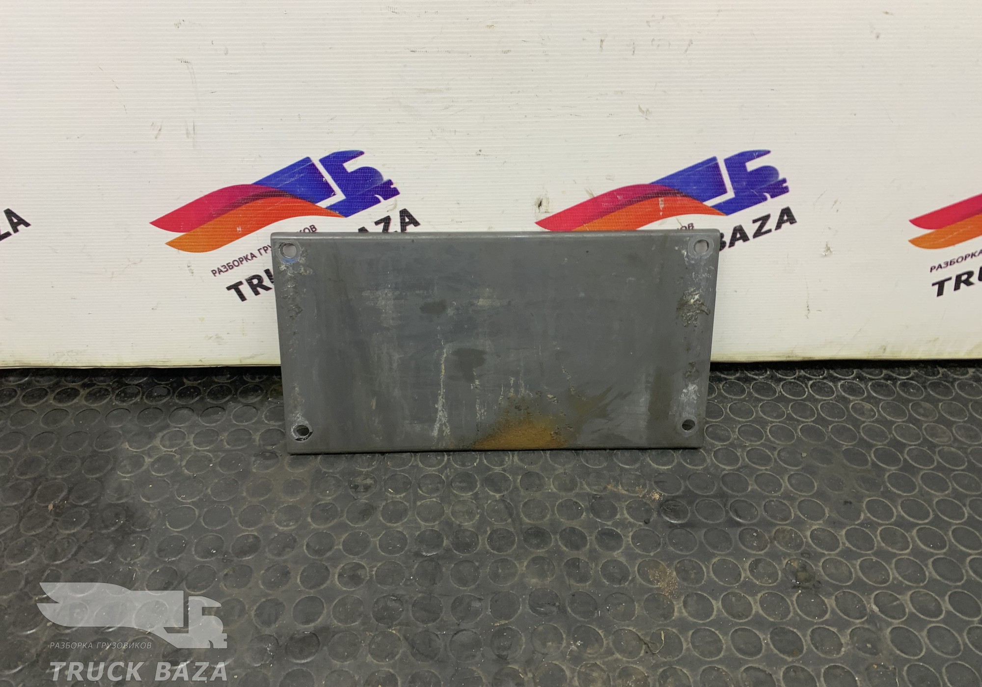 22337965 Кронштейн бака AdBlue для Renault T