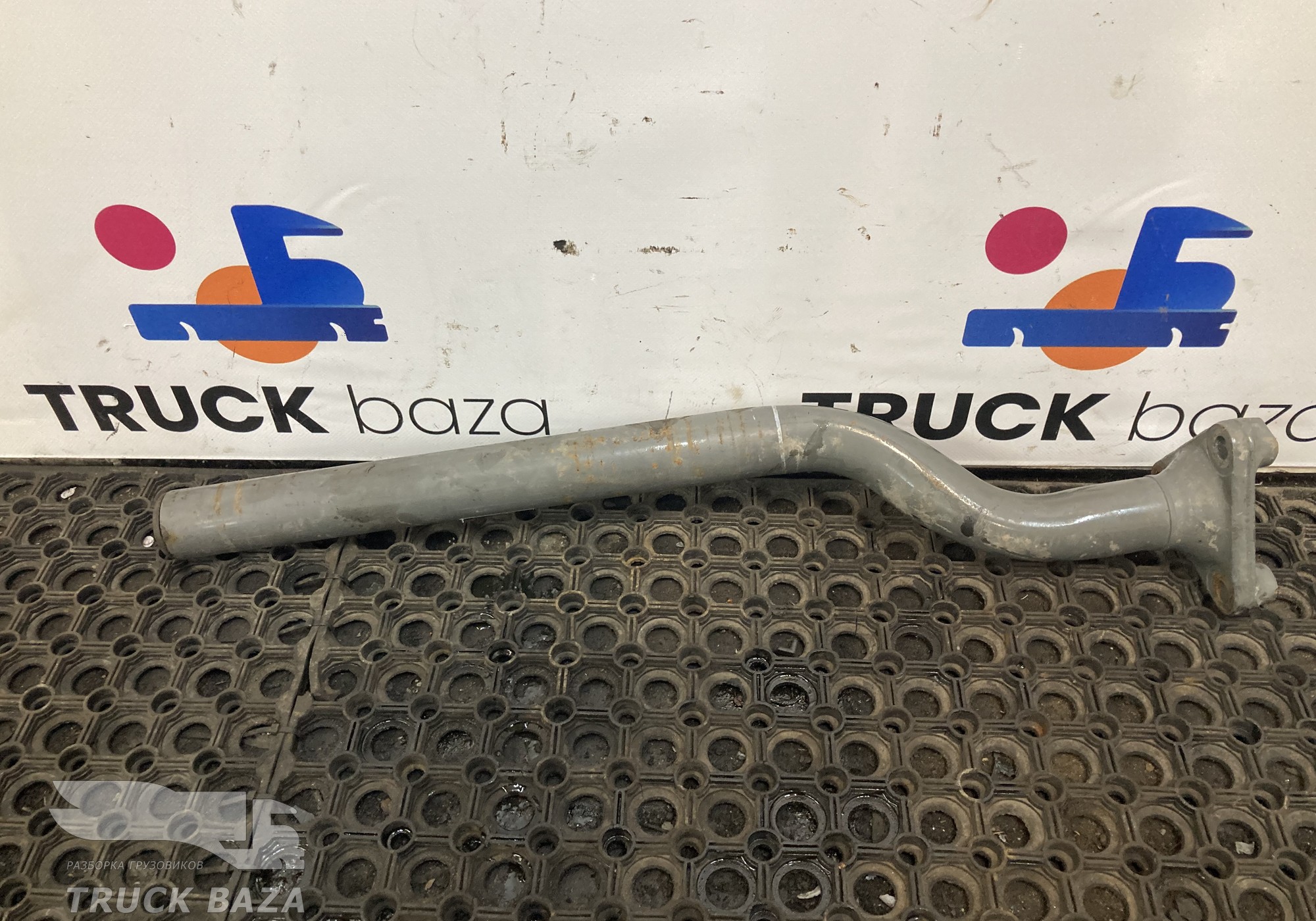 712W664208142 Кронштейн крыла заднего правого для Sinotruk Sitrak C7H