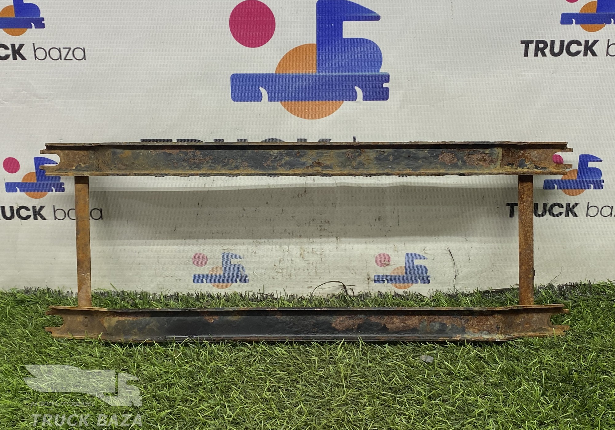 53203703084 Кронштейн ящика АКБ для КАМАЗ 5490 (с 2013)