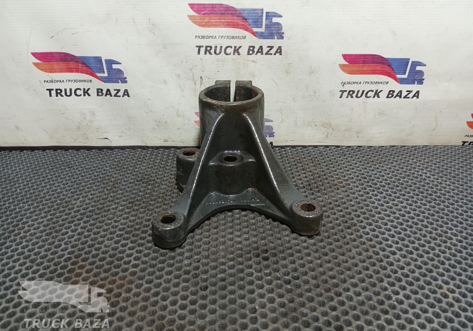 9424920741 Кронштейн глушителя для Mercedes-Benz Axor