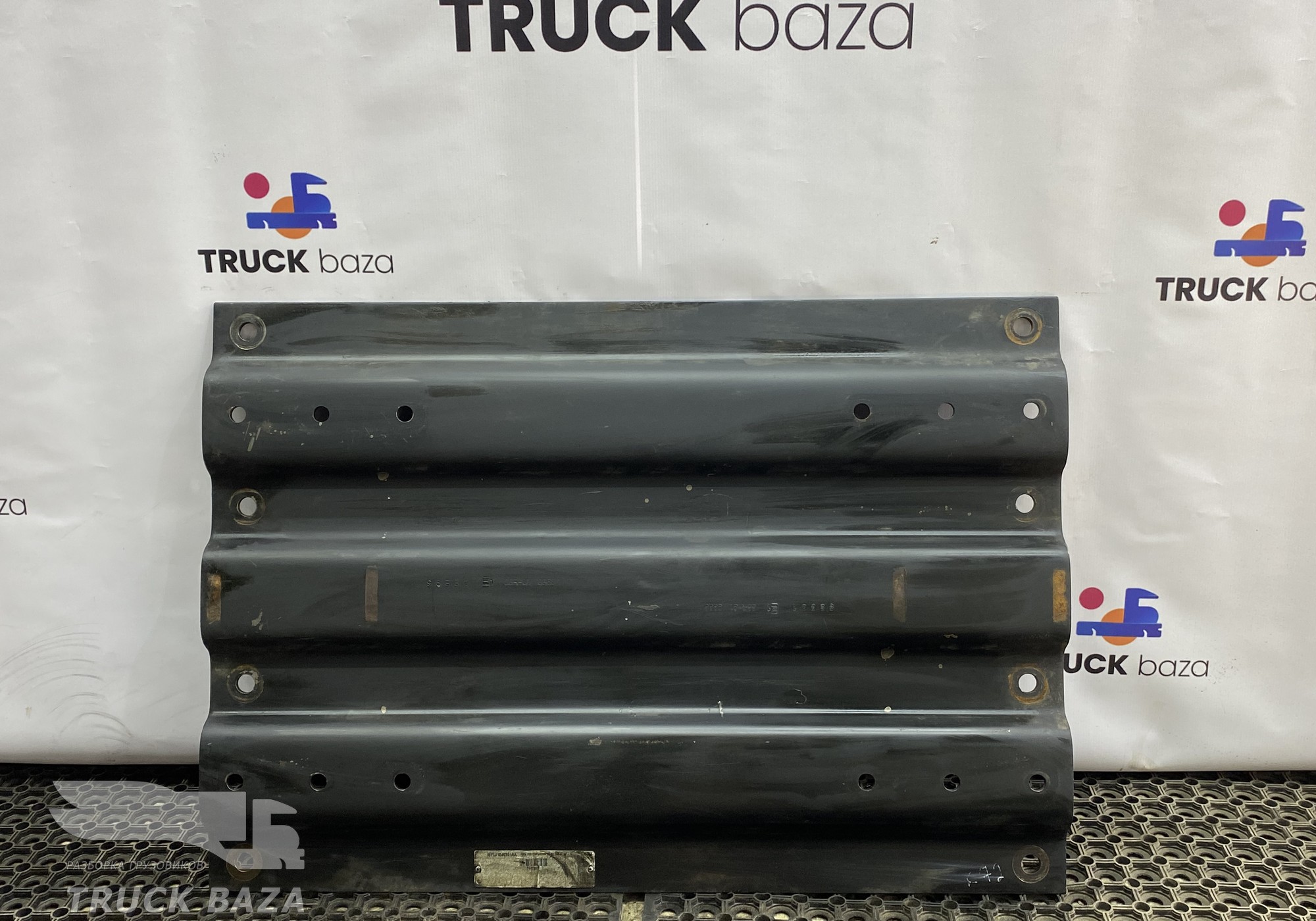 MPL41040351AA Плита седла 40мм для КАМАЗ 54901