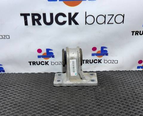 YG9625530102 Кронштейн радиатора правый для Sinotruk Sitrak C7H