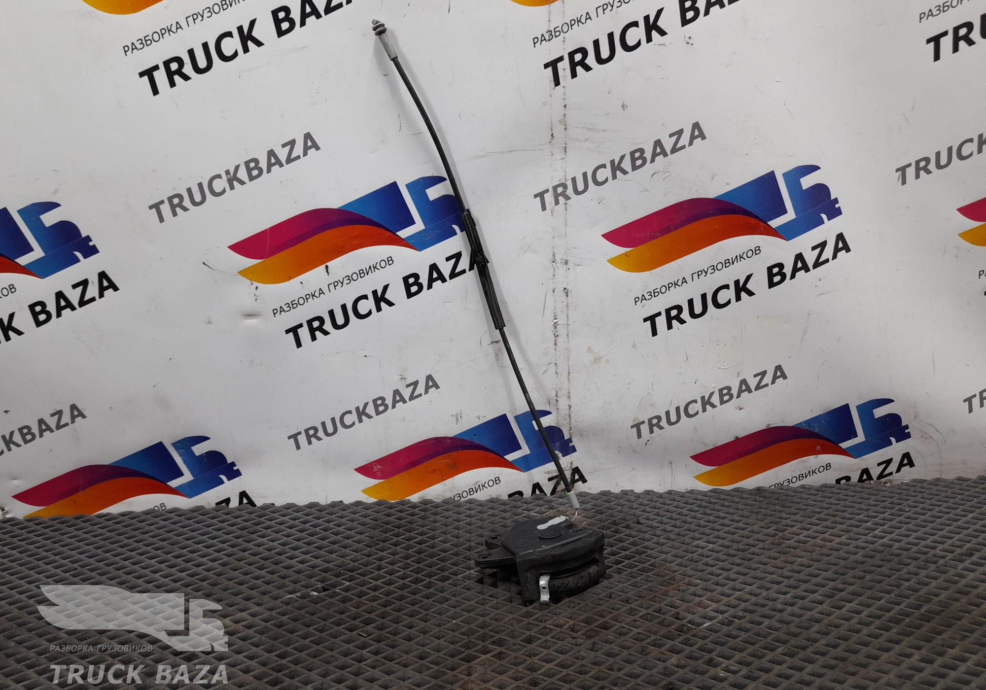 20570722 Ручка двери внутренняя правая для Volvo FH 2 (с 2002 по 2008)