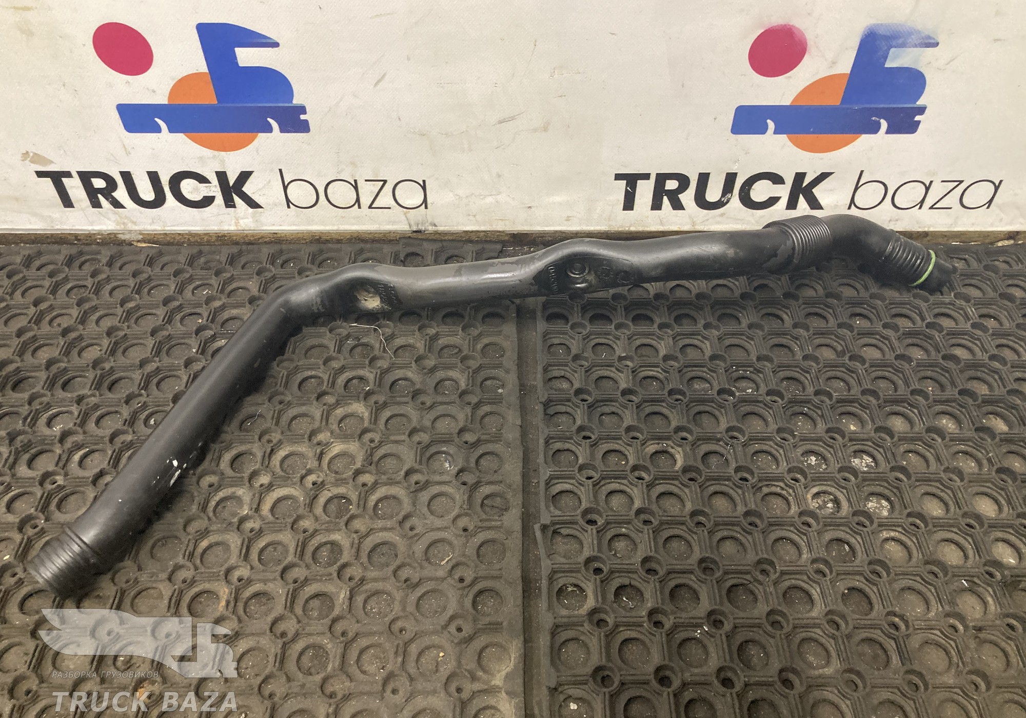 1858222 Трубка картерных газов для Scania 5-series G (с 2004 по 2016)