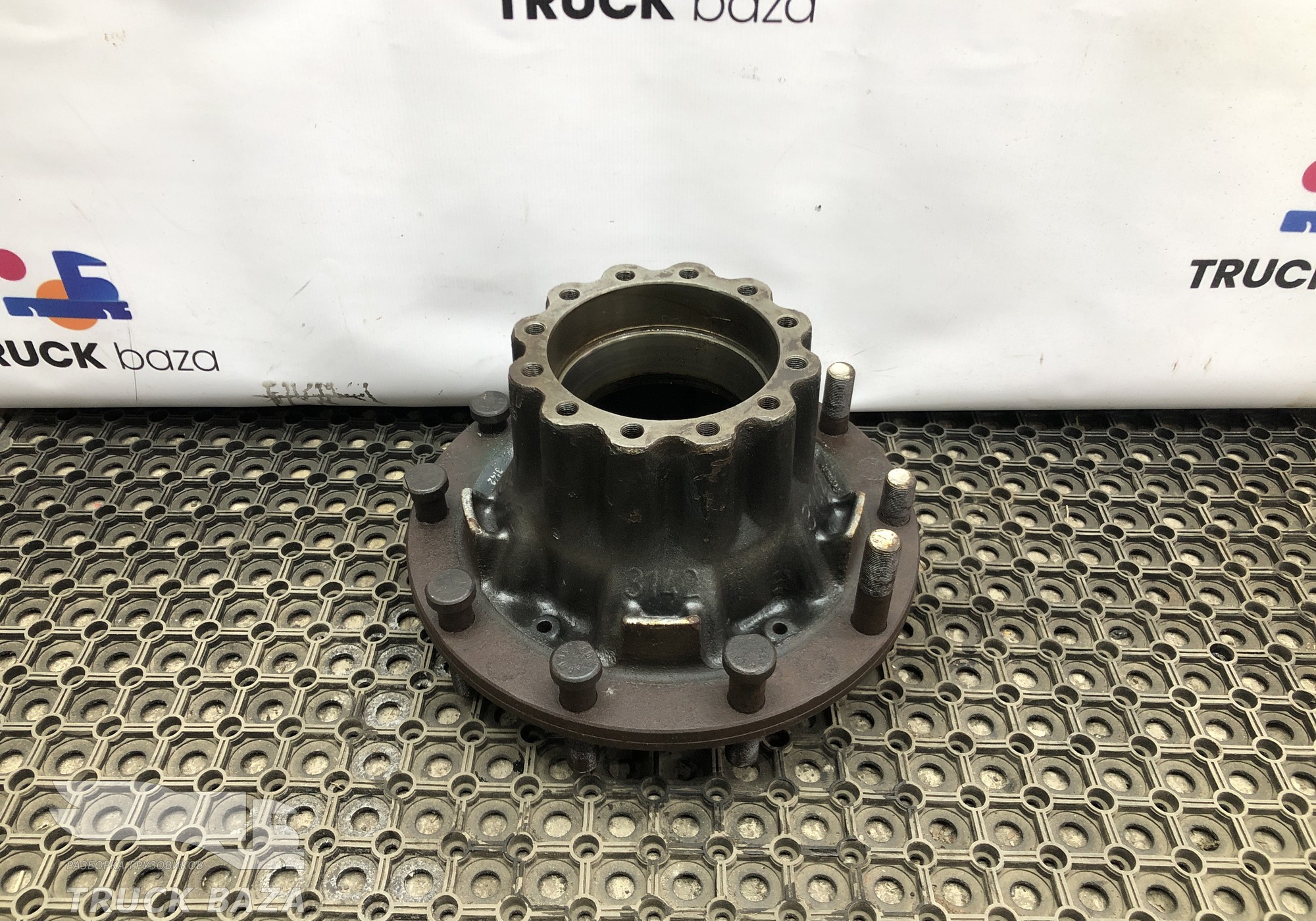 81357013142 Ступица задняя