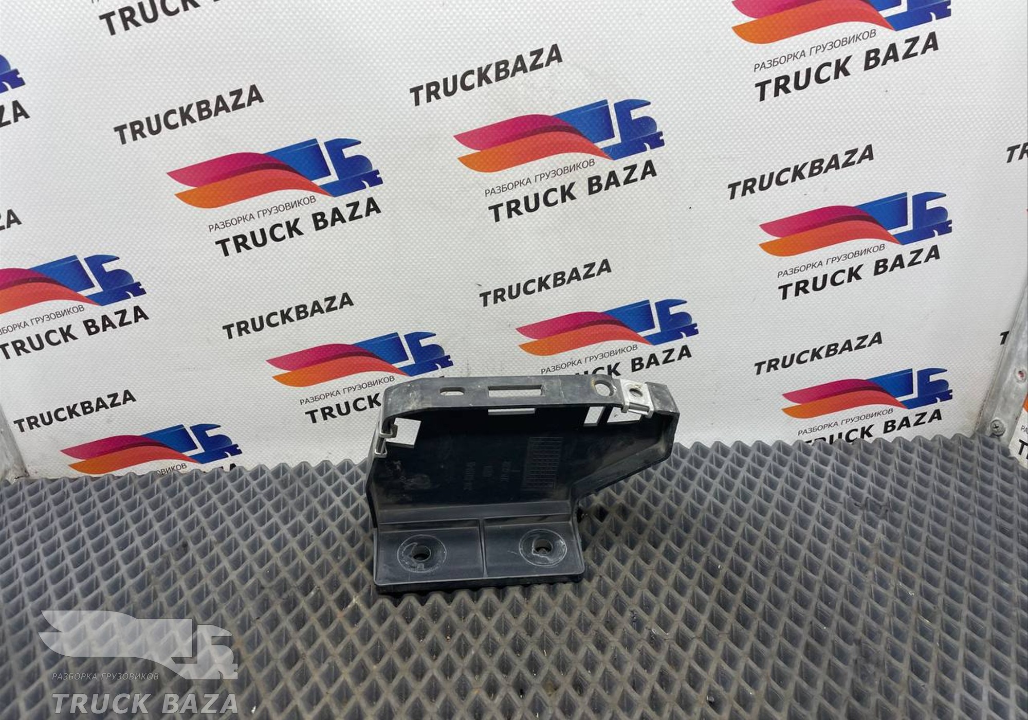 JC46E04138 Кронштейн солнцезащитного козырька для Ford F-MAX (с 2018)