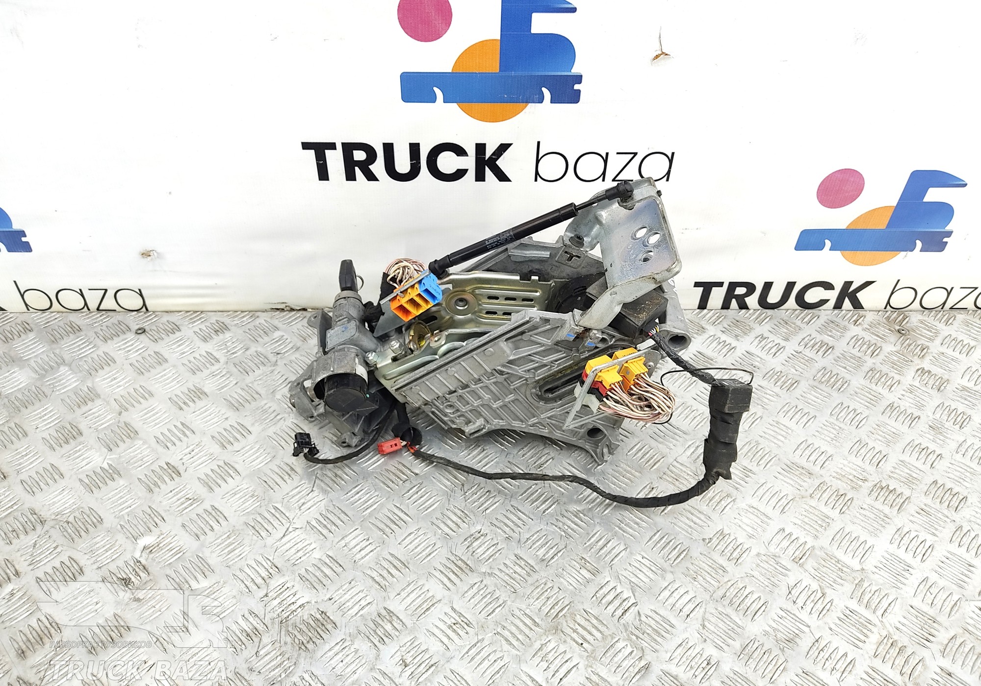 7360974151 Колонка рулевая с замком зажигания