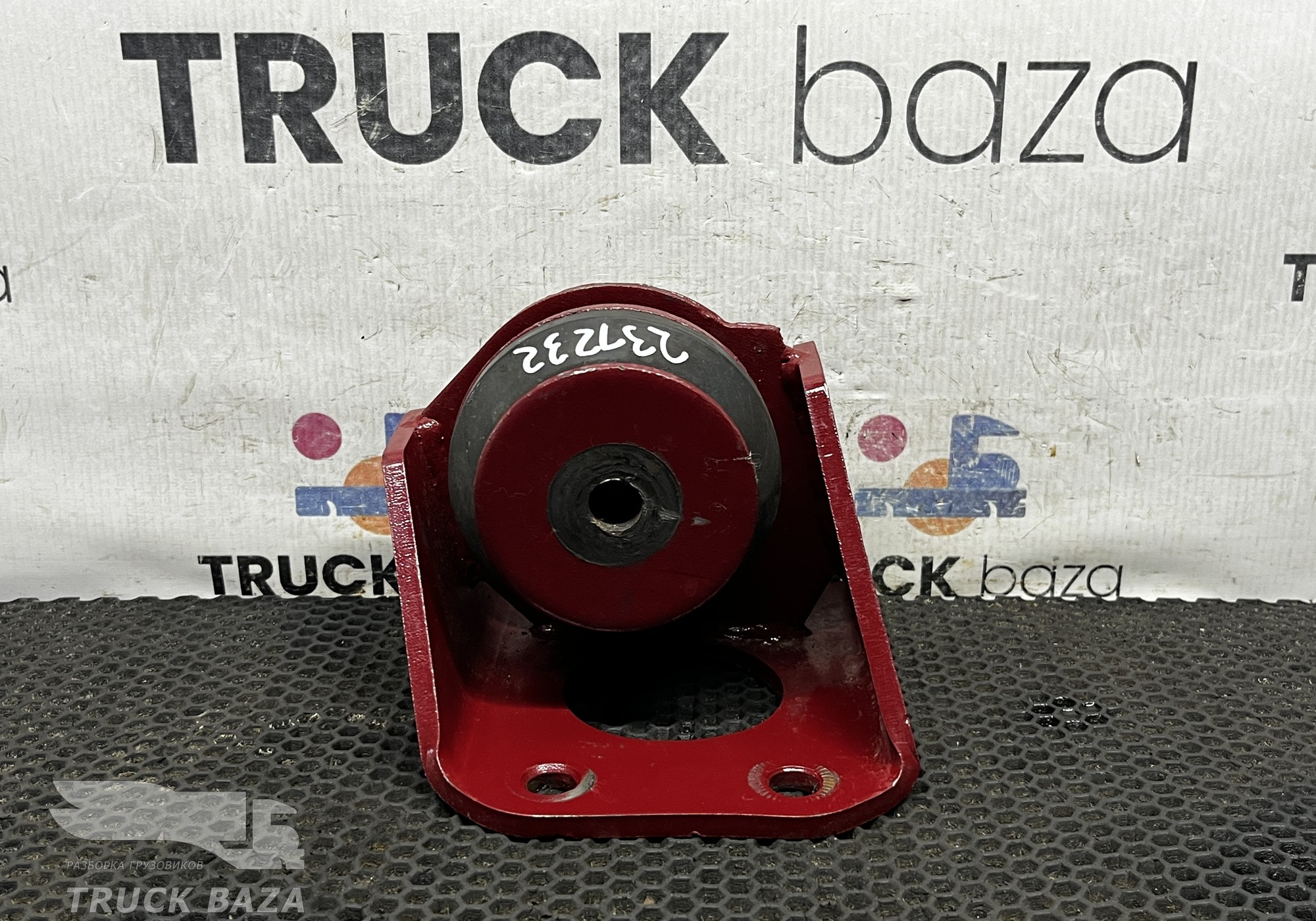 DZ9114598319 Подушка двигателя задняя правая для Shacman F3000 (с 2009)